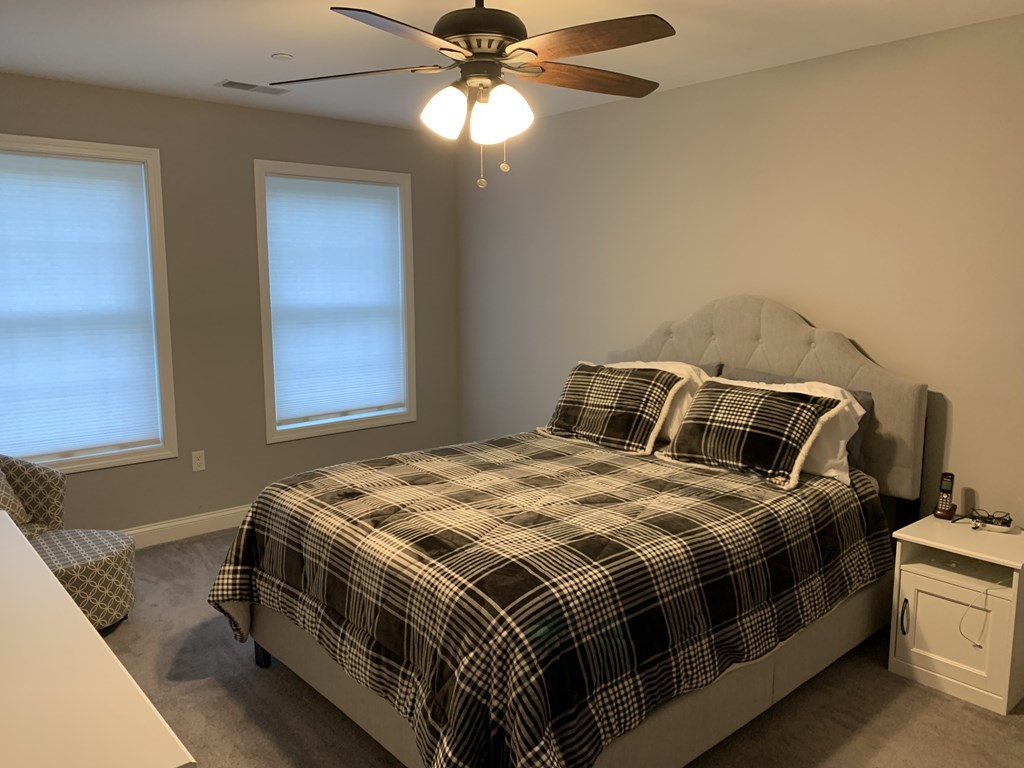 Derry, New Hampshire, 03038, United States, 4 Bedrooms Bedrooms, ,3 BathroomsBathrooms,Residential,For Sale,1942681