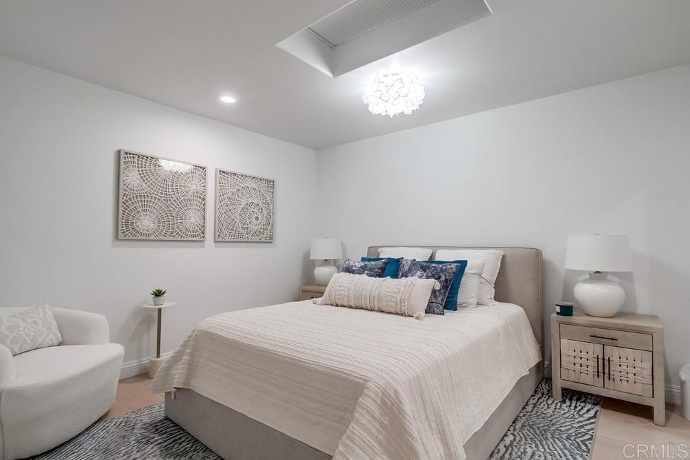 Coronado, California, 92118, United States, 2 Bedrooms Bedrooms, ,2 BathroomsBathrooms,Residential,For Sale,1794986