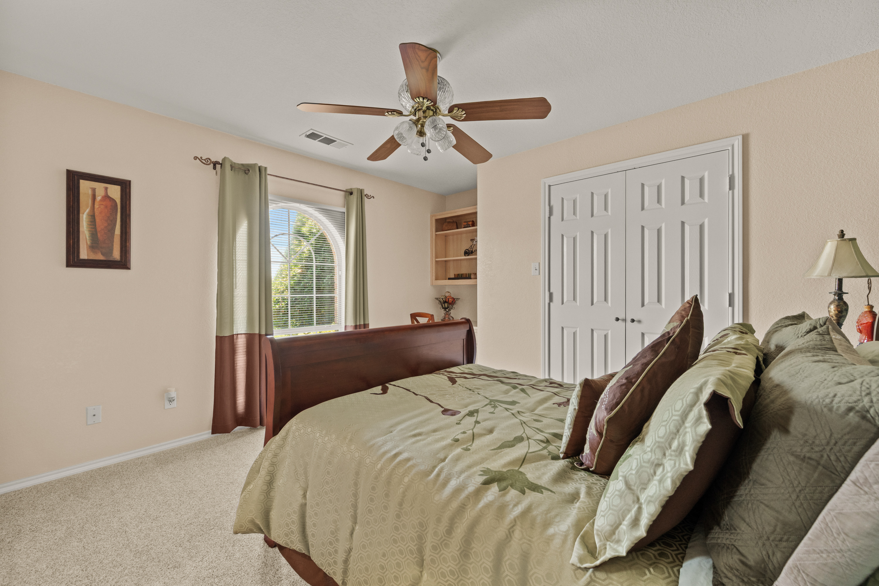 Caddo Mills, Texas, 75135, United States, 4 Bedrooms Bedrooms, ,3 BathroomsBathrooms,Residential,For Sale,2006415