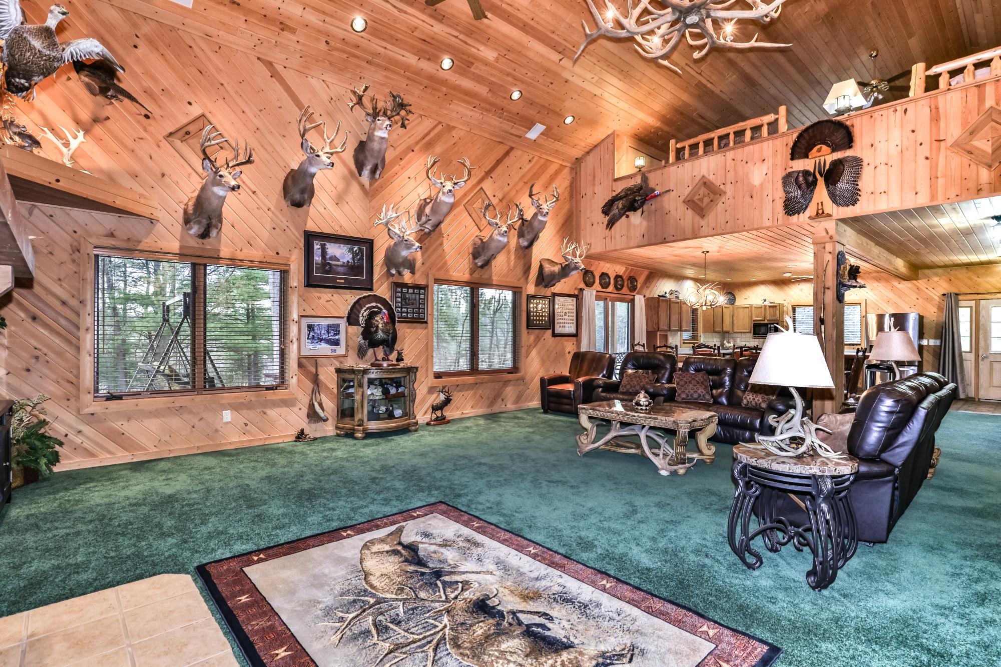 Tomahawk, Wisconsin, 54487, United States, 3 Bedrooms Bedrooms, ,3 BathroomsBathrooms,Residential,For Sale,1798272