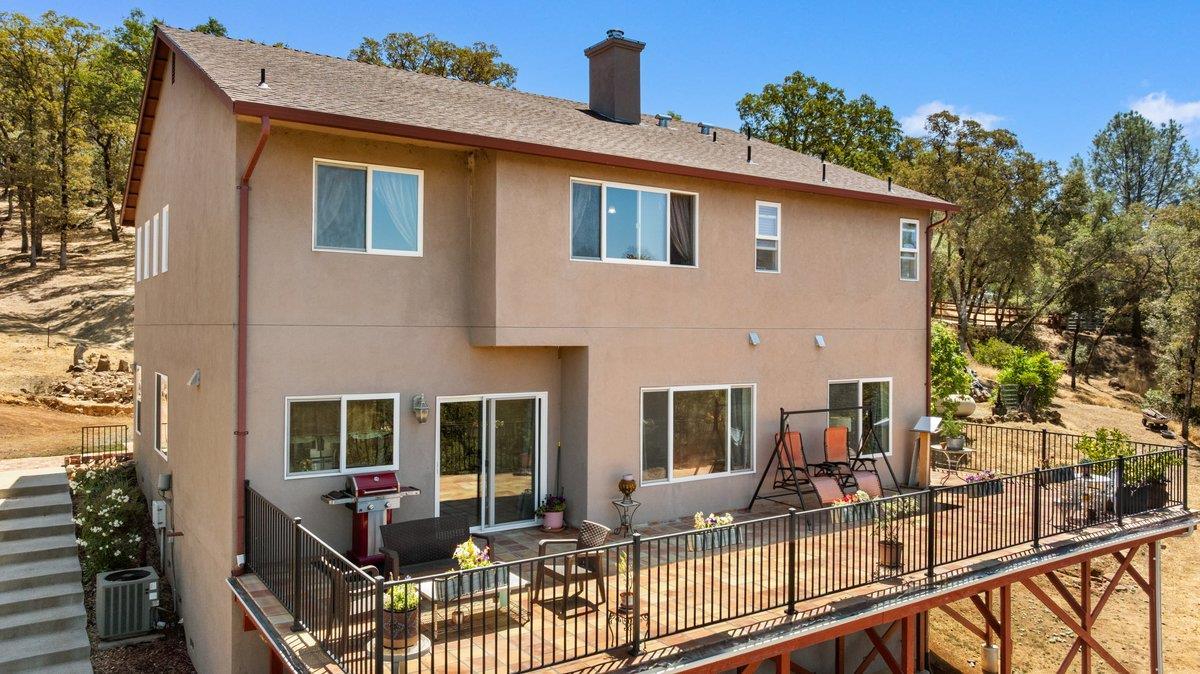 Grass Valley, California, 95949, United States, 4 Bedrooms Bedrooms, ,3 BathroomsBathrooms,Residential,For Sale,1924351