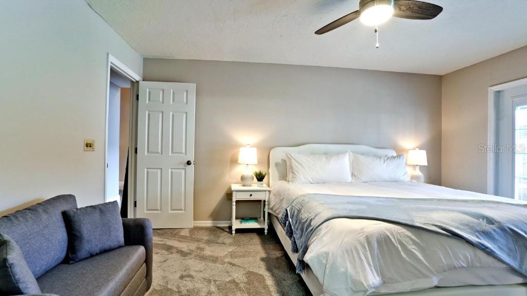 Bradenton, Florida, 34209, United States, 3 Bedrooms Bedrooms, ,4 BathroomsBathrooms,Residential,For Sale,1896605
