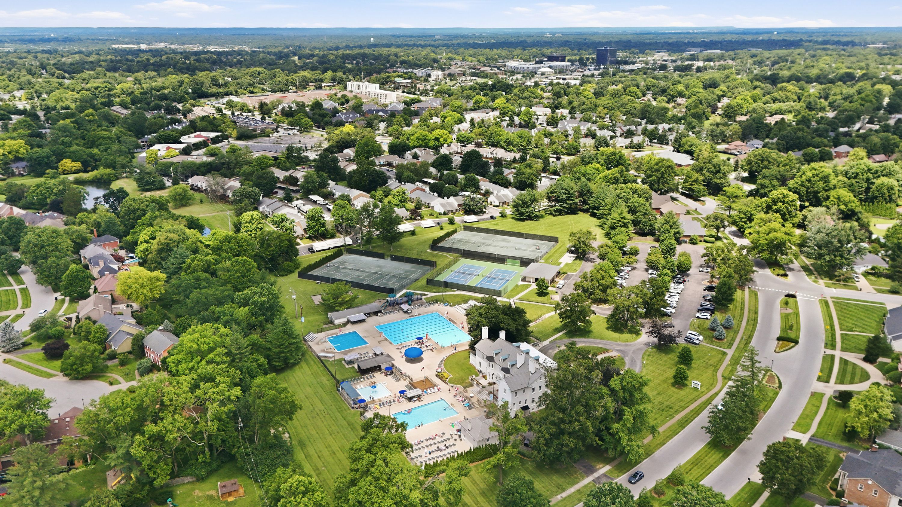  10110 Timberwood Circle, Louisville, KY 40223 - 物件實景