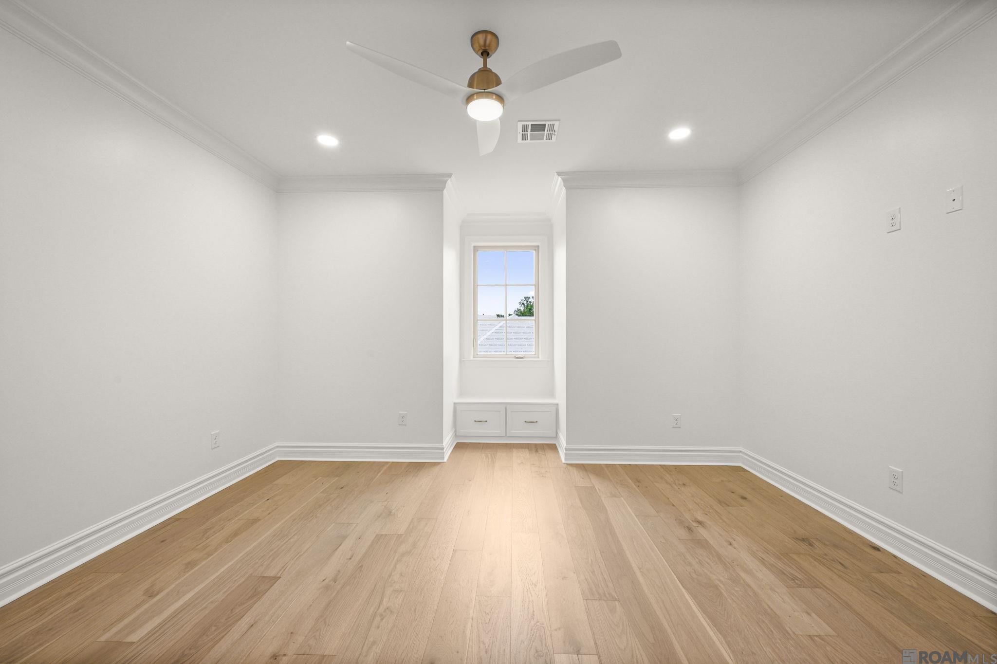Baton Rouge, Louisiana, 70817, United States, 4 Bedrooms Bedrooms, ,3 BathroomsBathrooms,Residential,For Sale,2032762