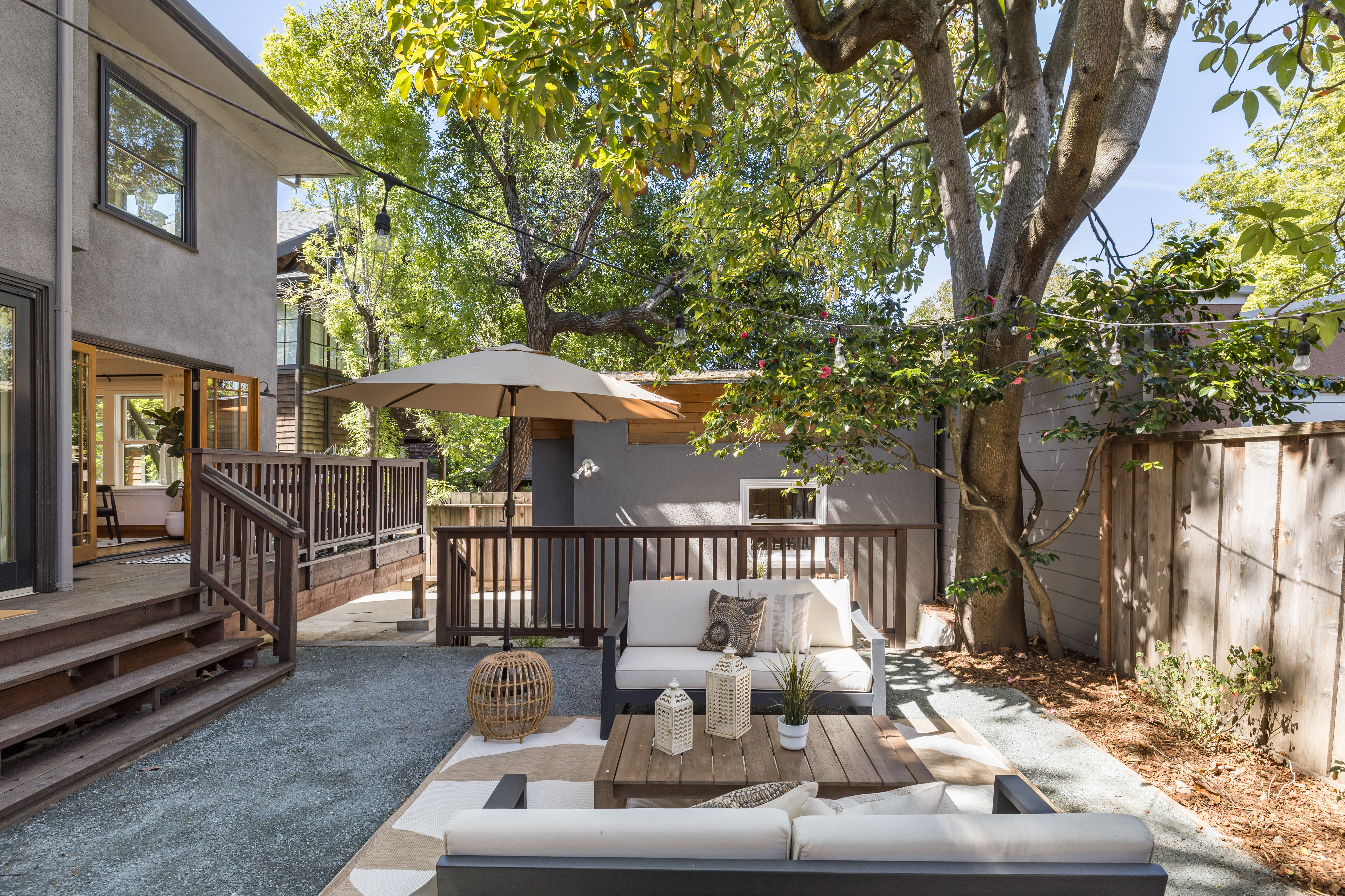  Timbre Architects Reimagined Elmwood Craftsman with Stunning Modern Design - 物件實景