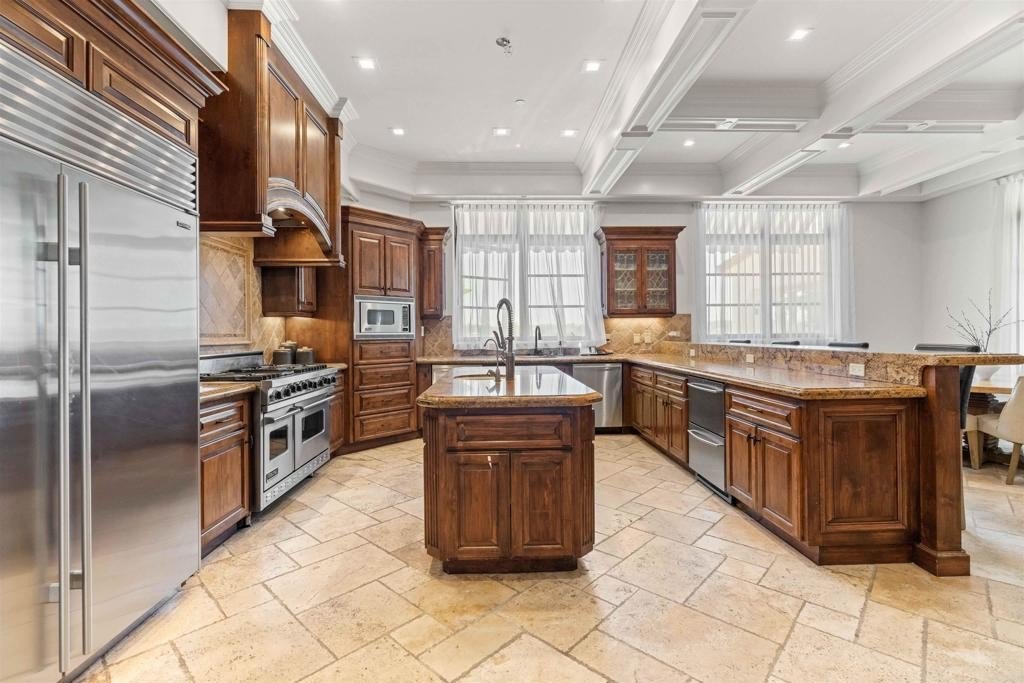 San Diego, California, 92130, United States, 8 Bedrooms Bedrooms, ,9 BathroomsBathrooms,Residential,For Sale,1932906