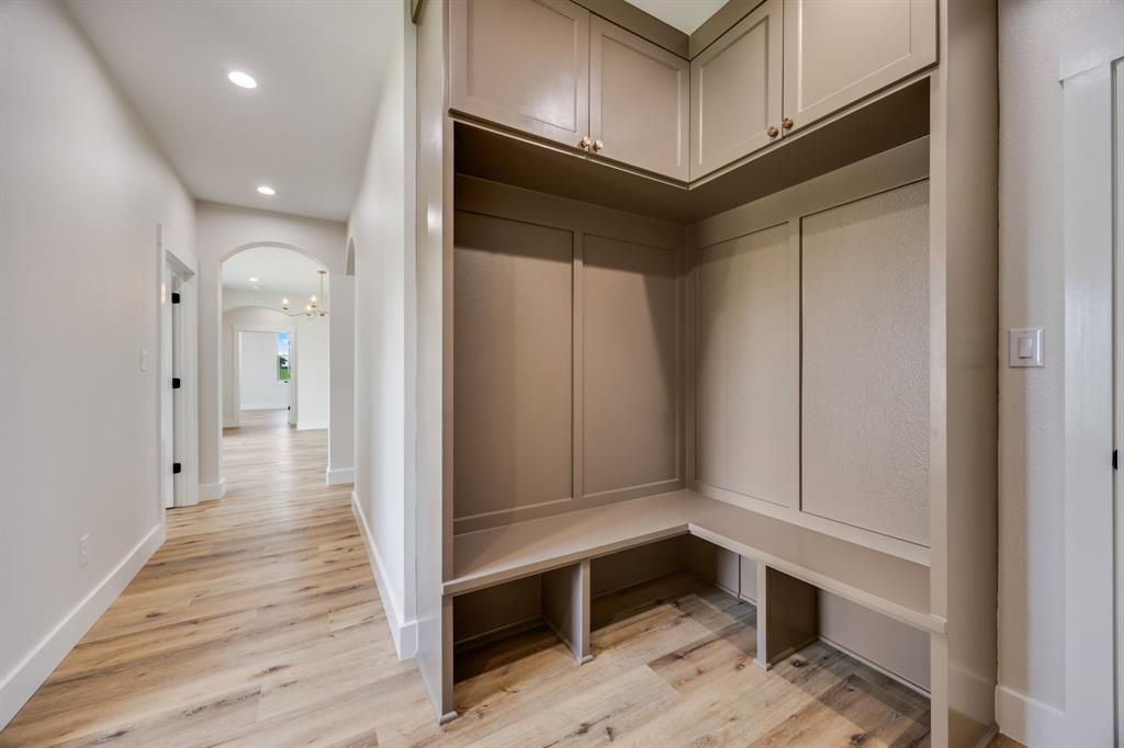 Decatur, Texas, 76234, United States, 4 Bedrooms Bedrooms, ,4 BathroomsBathrooms,Residential,For Sale,1923125