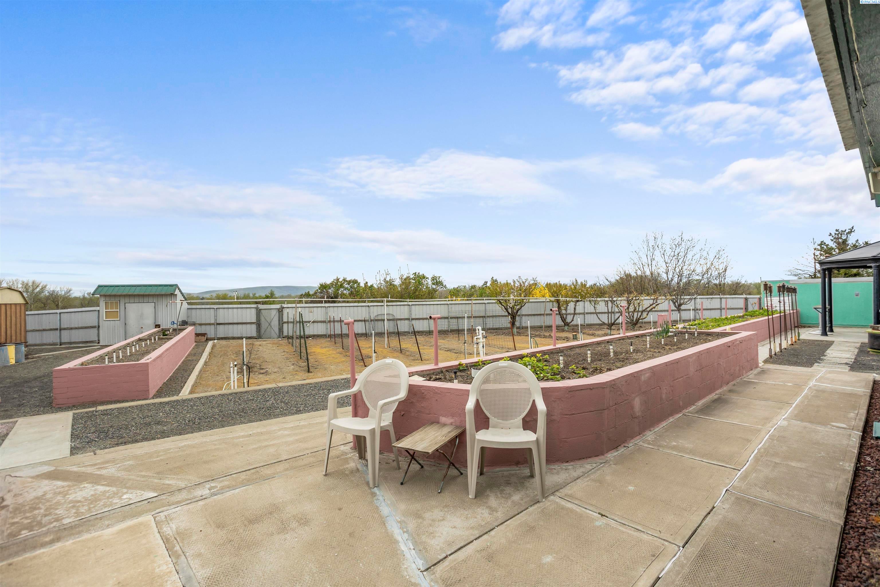 Granger, Washington, 98932, United States, 4 Bedrooms Bedrooms, ,1 BathroomBathrooms,Residential,For Sale,2039912