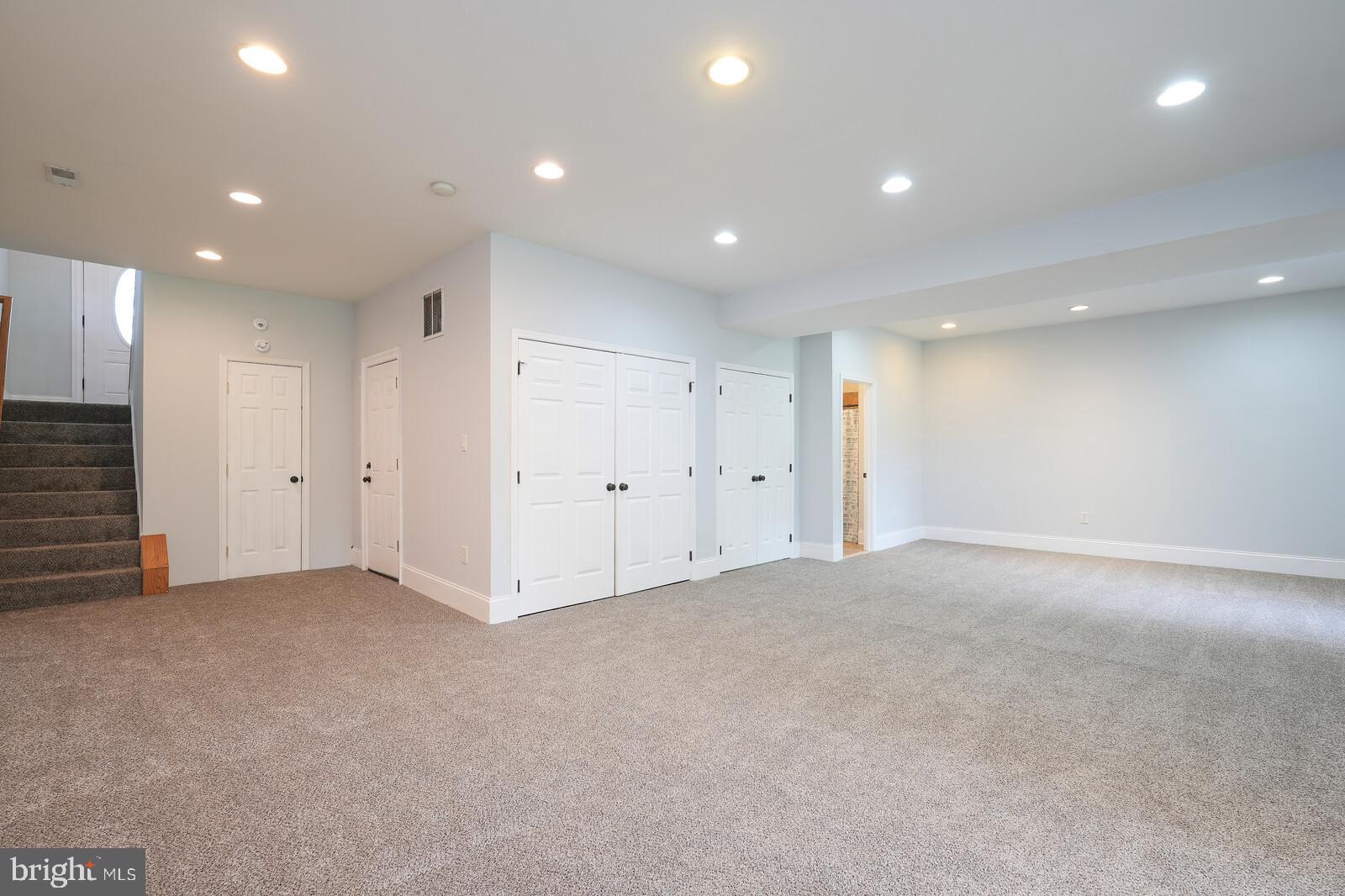 Linthicum Heights, Maryland, 21090, United States, 3 Bedrooms Bedrooms, ,3 BathroomsBathrooms,Residential,For Sale,2005219