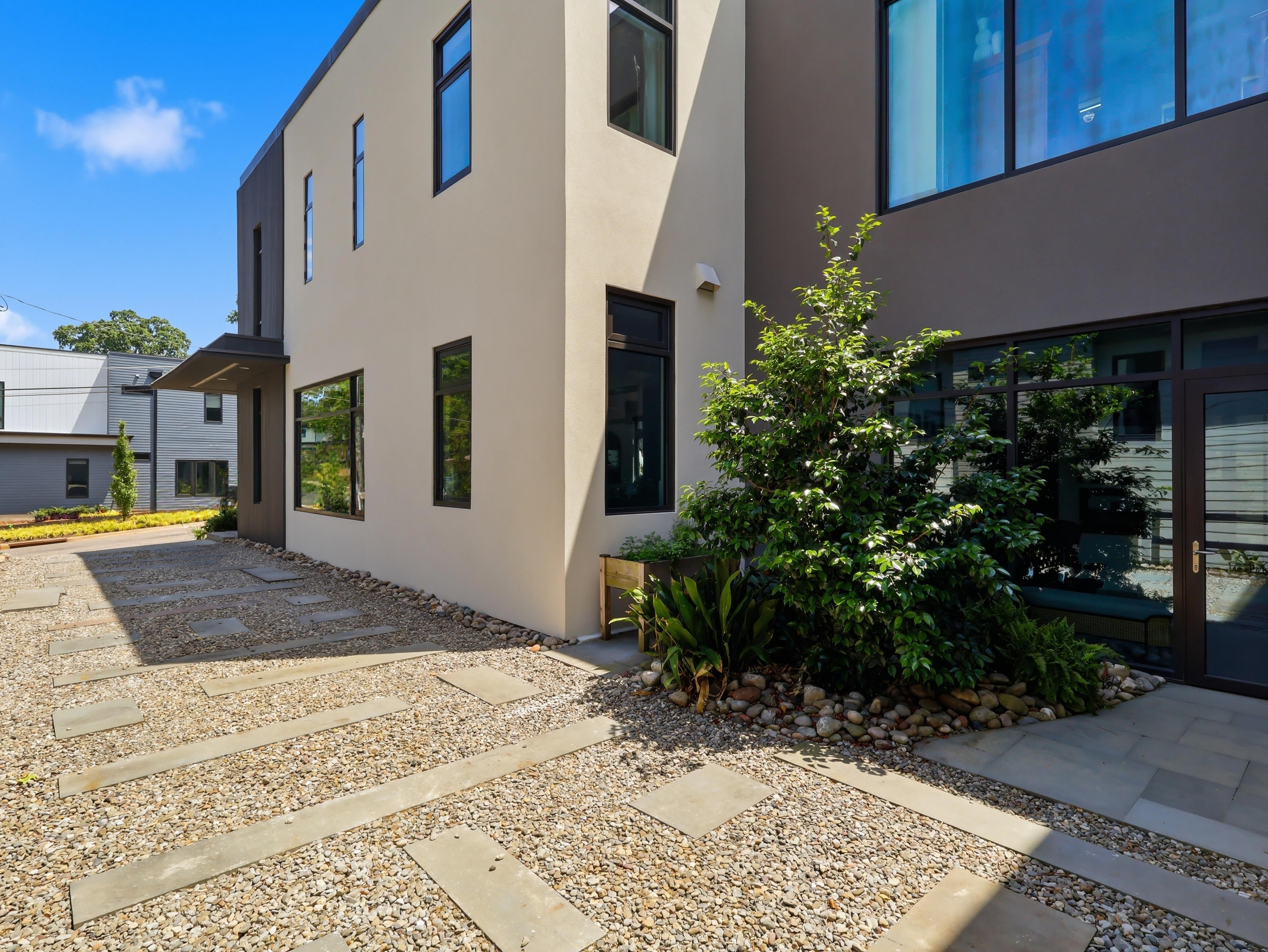  707 Chamberlain Street, Raleigh, NC, 27607 - 物件實景
