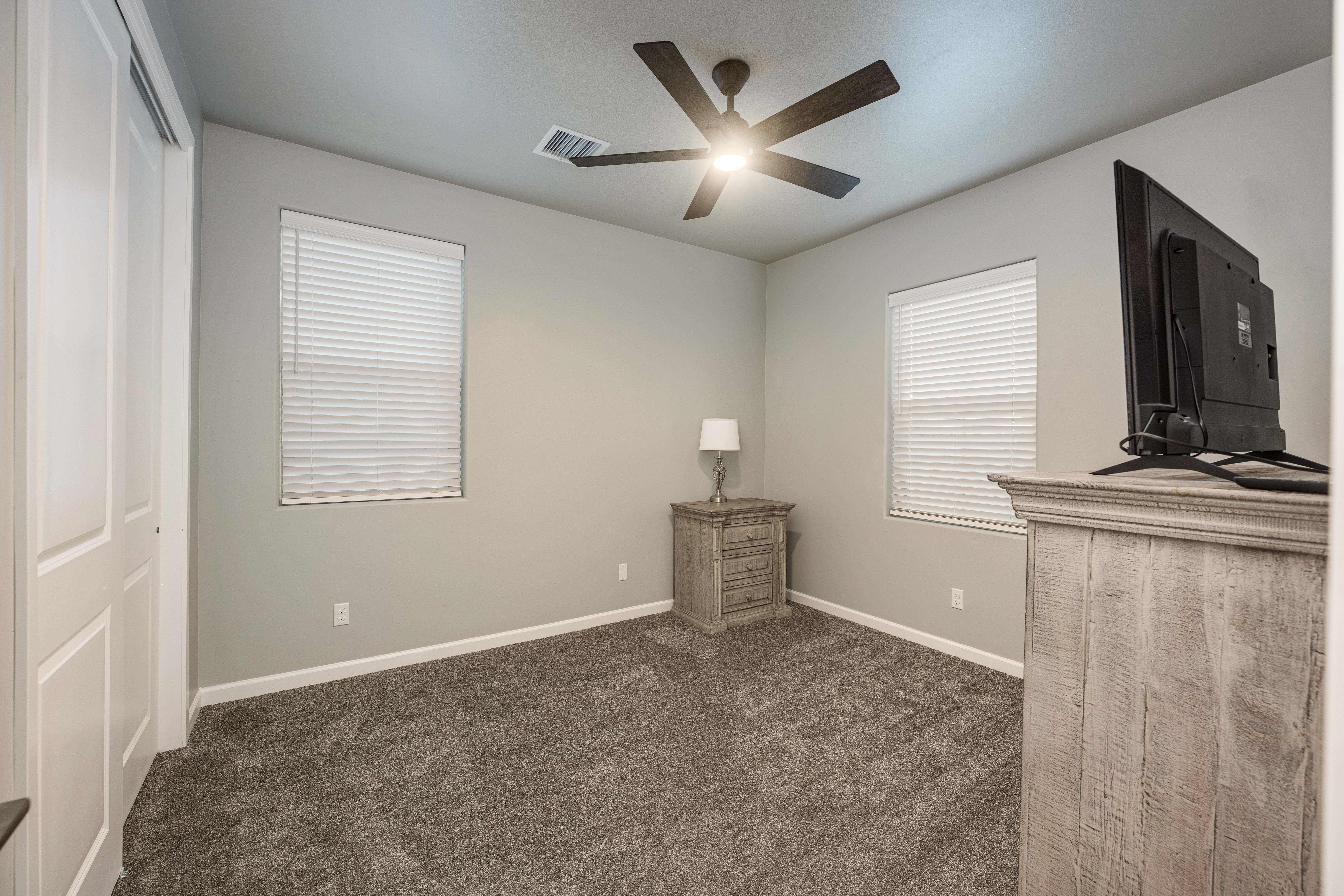 Las Cruces, New Mexico, 88011, United States, 5 Bedrooms Bedrooms, ,3 BathroomsBathrooms,Residential,For Sale,1983891