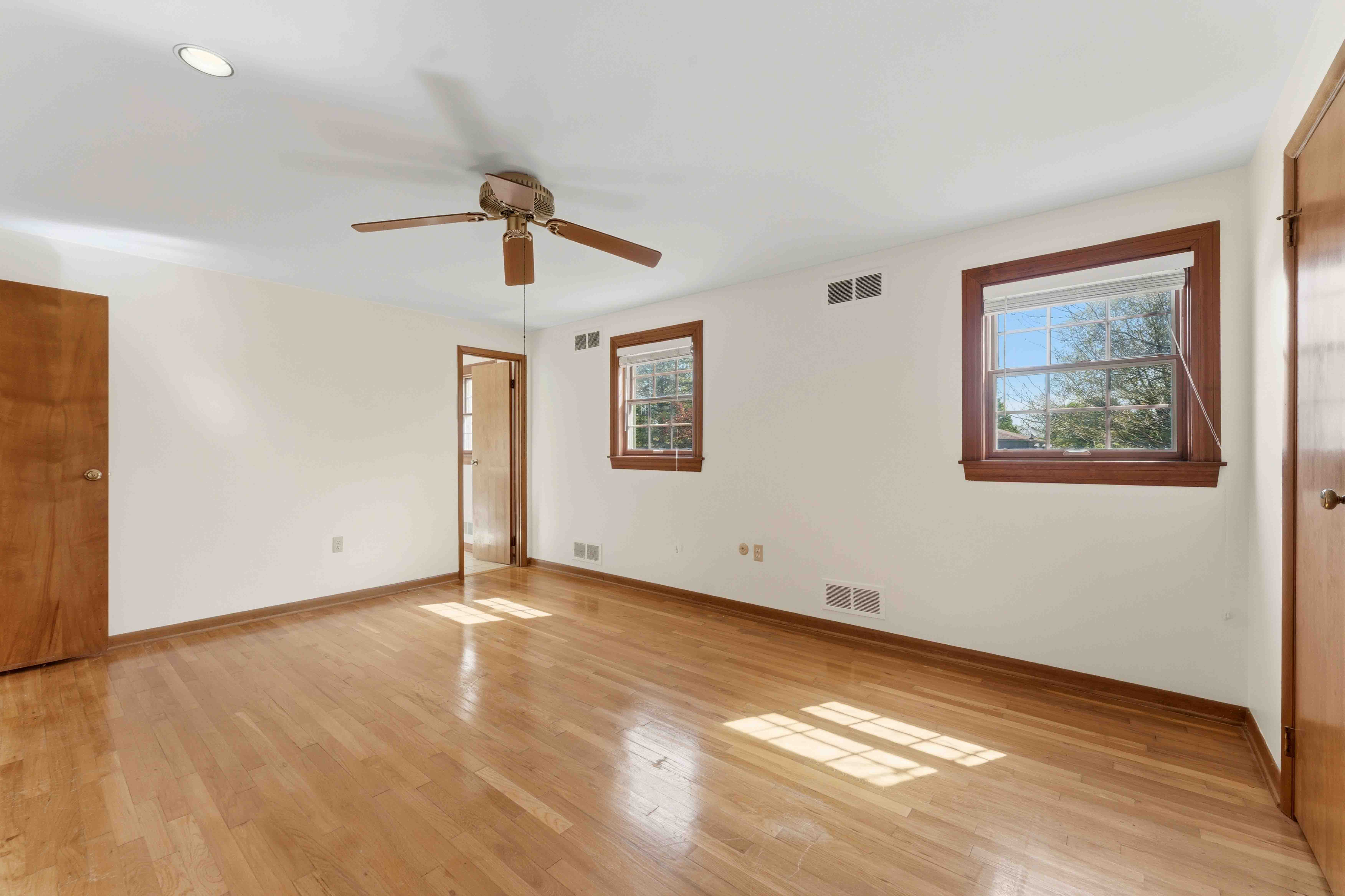  122 Tynewood Drive, Turtle Creek, PA 15145 - 物件實景