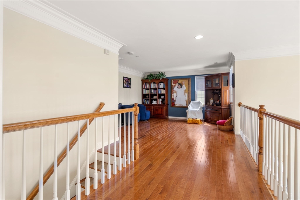 Methuen, Massachusetts, 01844, United States, 4 Bedrooms Bedrooms, ,3 BathroomsBathrooms,Residential,For Sale,1912504