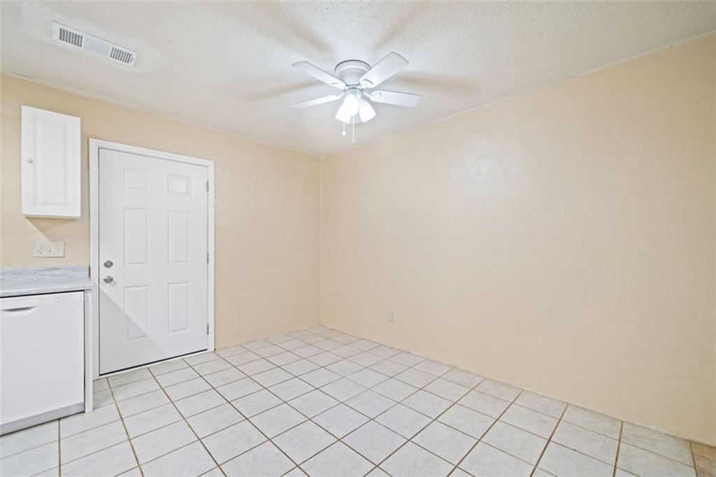 Villa Rica, Georgia, 30180, United States, 2 Bedrooms Bedrooms, ,2 BathroomsBathrooms,Residential,For Sale,1987545