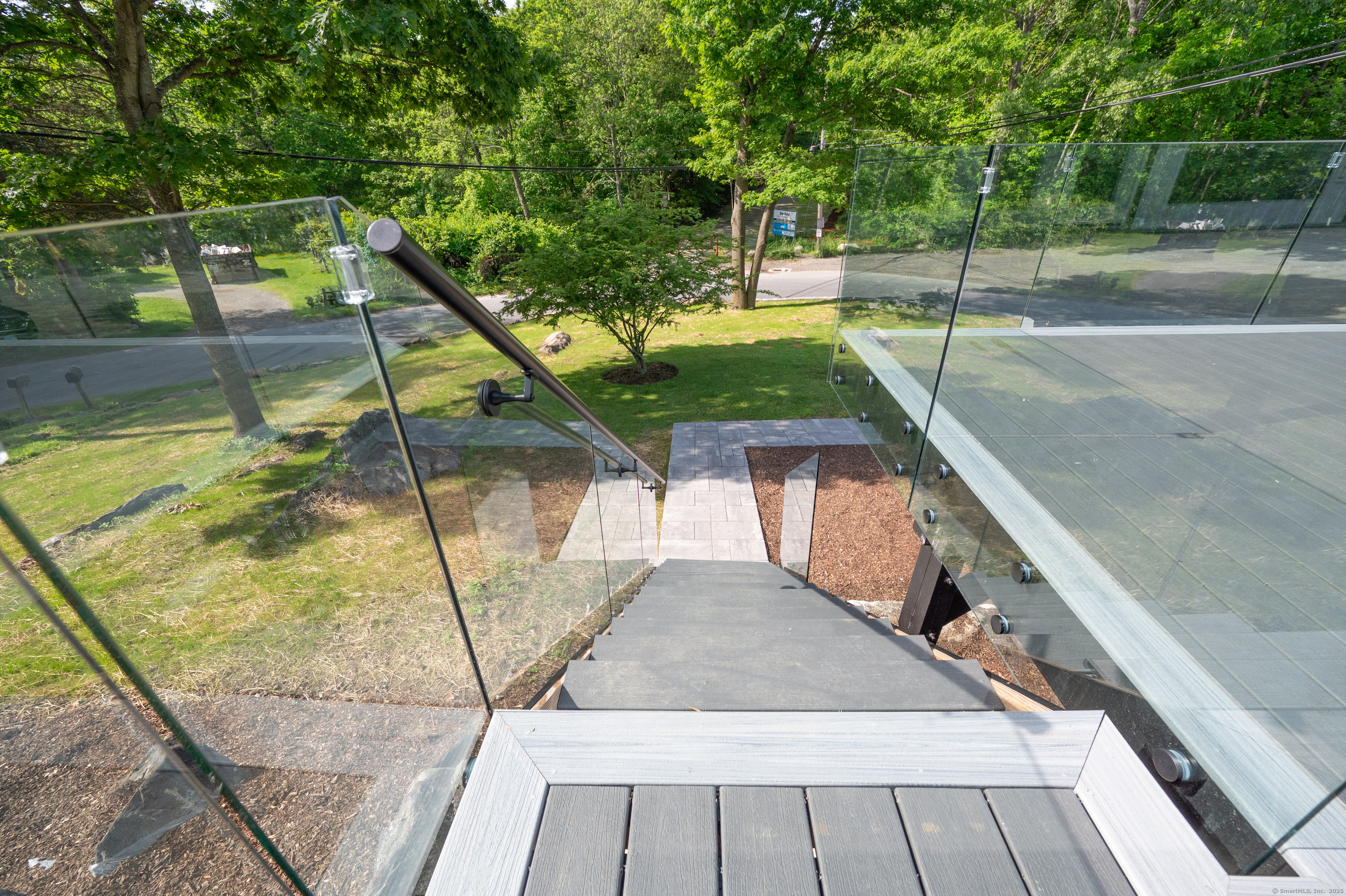 New Milford, Connecticut, 06776, United States, 2 Bedrooms Bedrooms, ,2 BathroomsBathrooms,Residential,For Sale,1927080