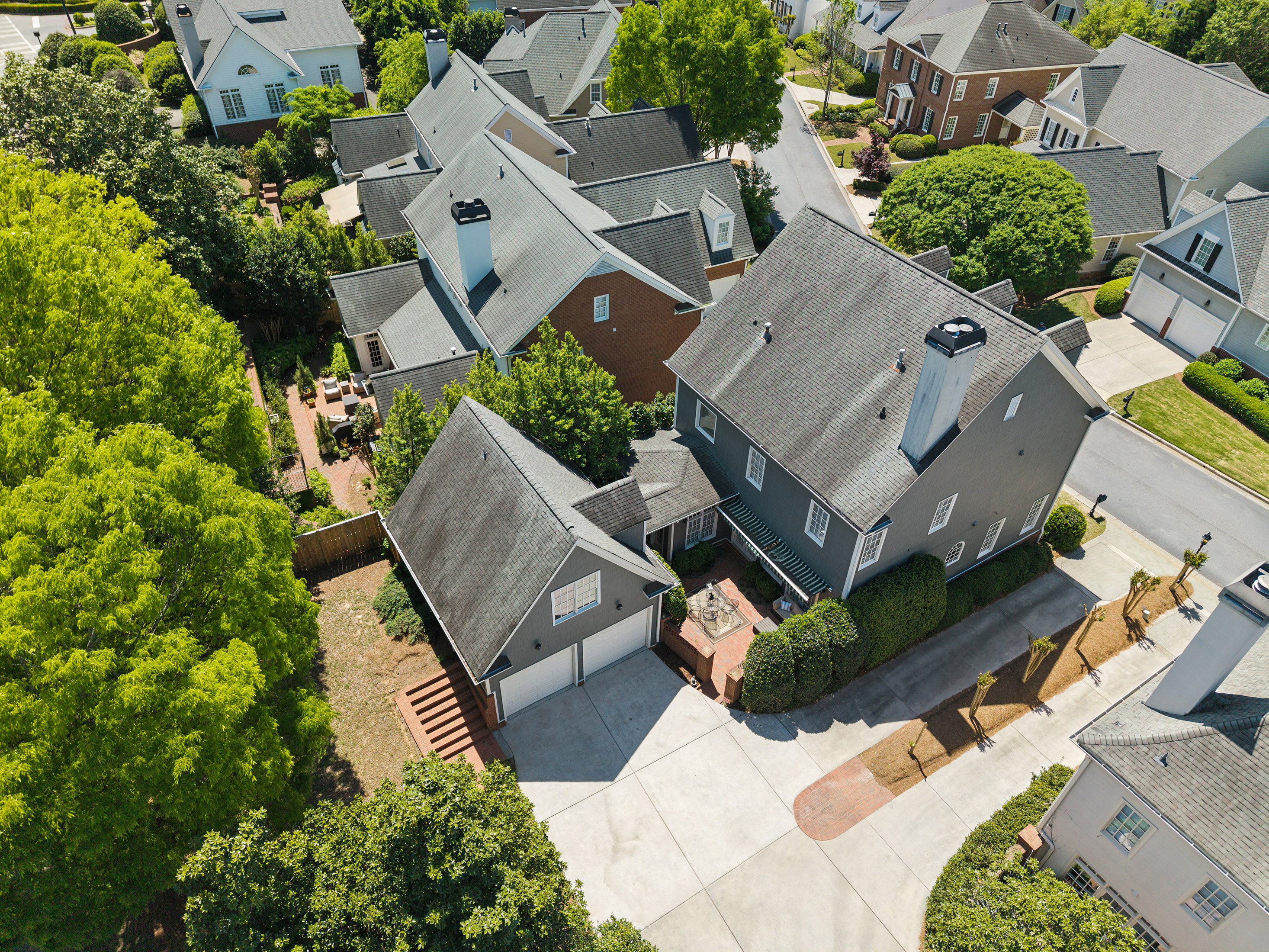  Traditional Cedar Shingle Beauty - 物件實景