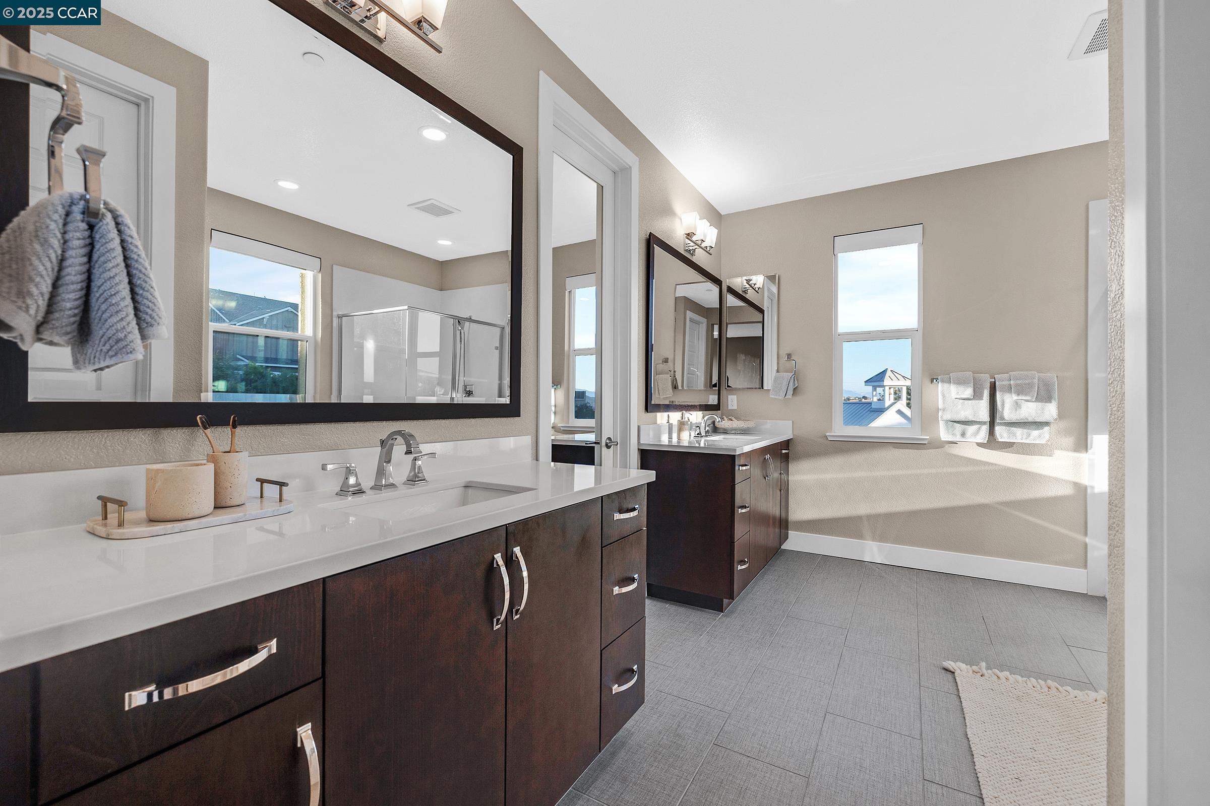 Dublin, California, 94568, United States, 4 Bedrooms Bedrooms, ,3 BathroomsBathrooms,Residential,For Sale,1949817