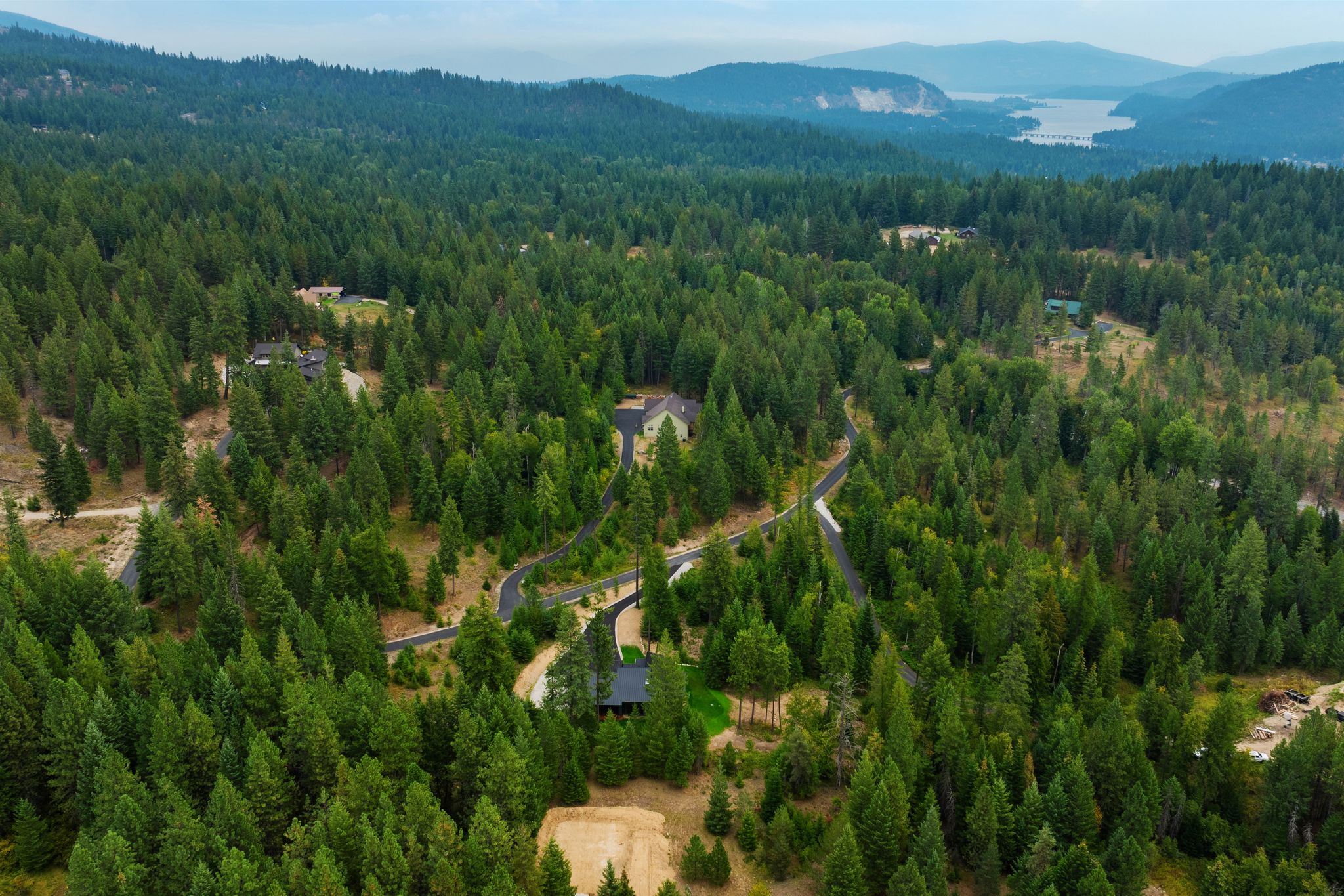 Sandpoint, Idaho, 83864, United States, 3 Bedrooms Bedrooms, ,3 BathroomsBathrooms,Residential,For Sale,1981039