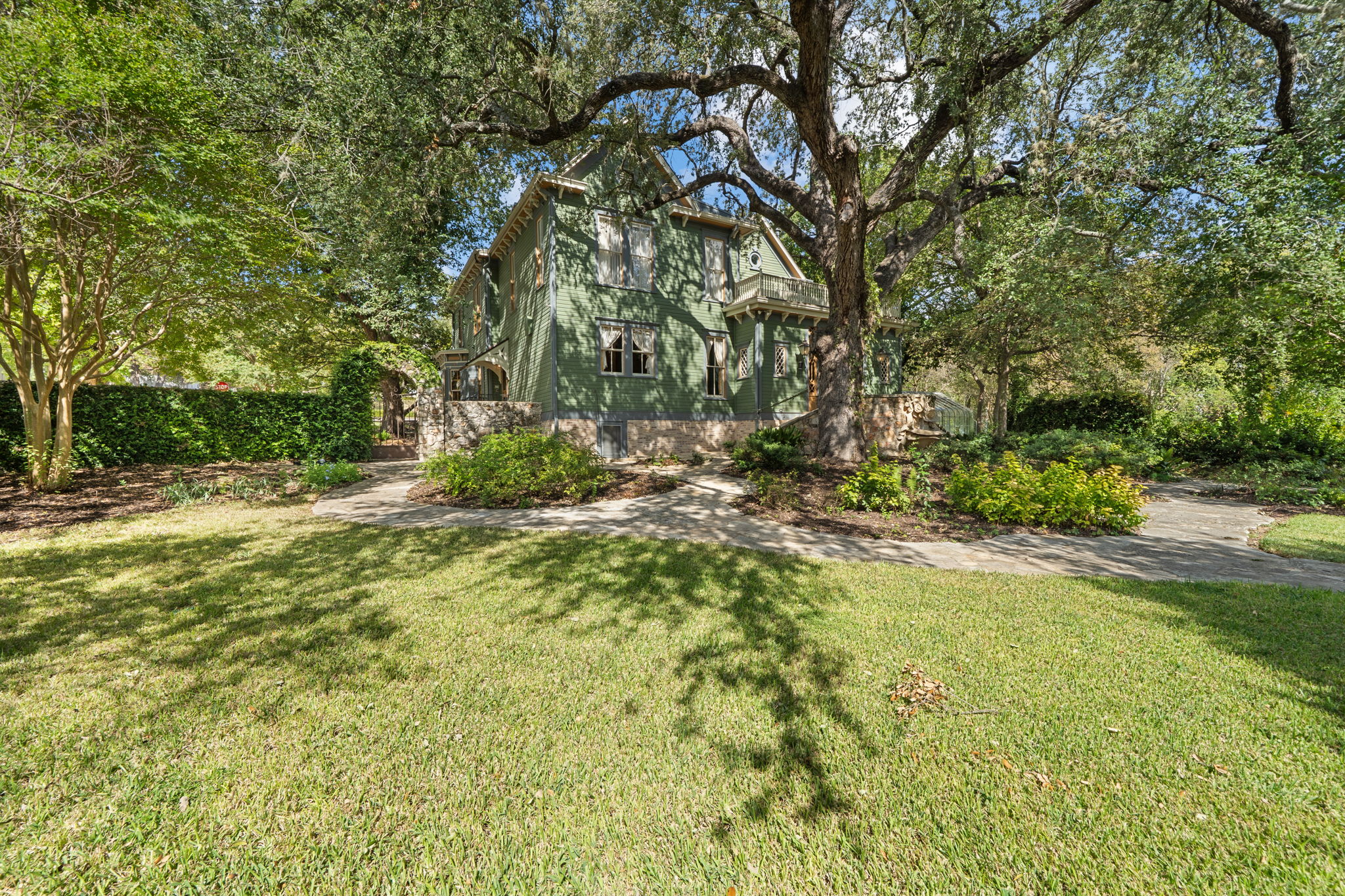 San Marcos, Texas, 78666, United States, 3 Bedrooms Bedrooms, ,4 BathroomsBathrooms,Residential,For Sale,1981922