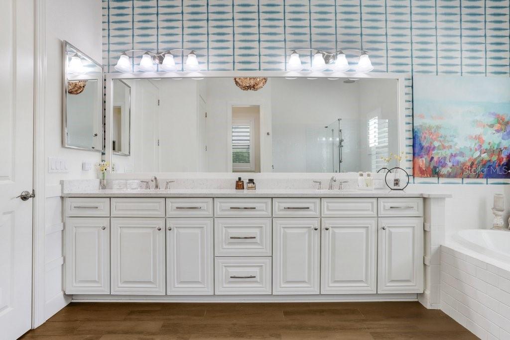 Tampa, Florida, 33626, United States, 4 Bedrooms Bedrooms, ,4 BathroomsBathrooms,Residential,For Sale,1827549
