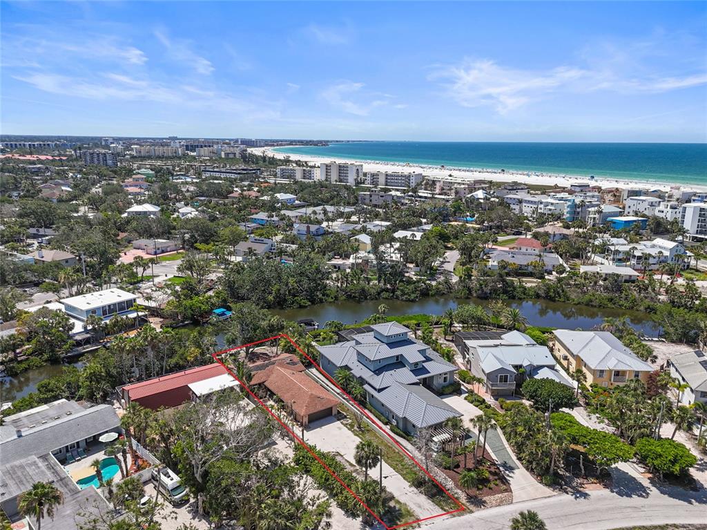 Sarasota, Florida, 34242, United States, 2 Bedrooms Bedrooms, ,2 BathroomsBathrooms,Residential,For Sale,1837643
