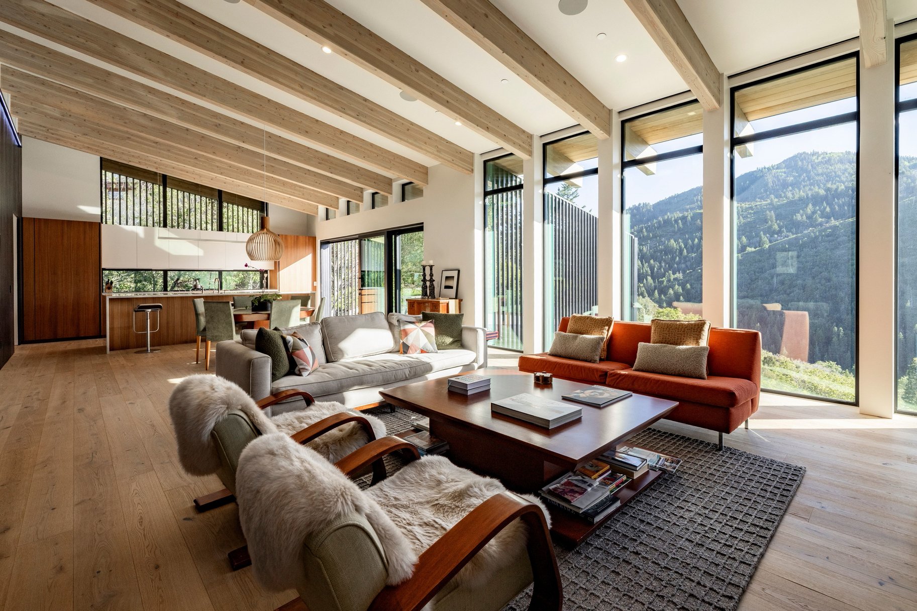  One-of-a-Kind Modern Pinebrook Residence - 物件實景