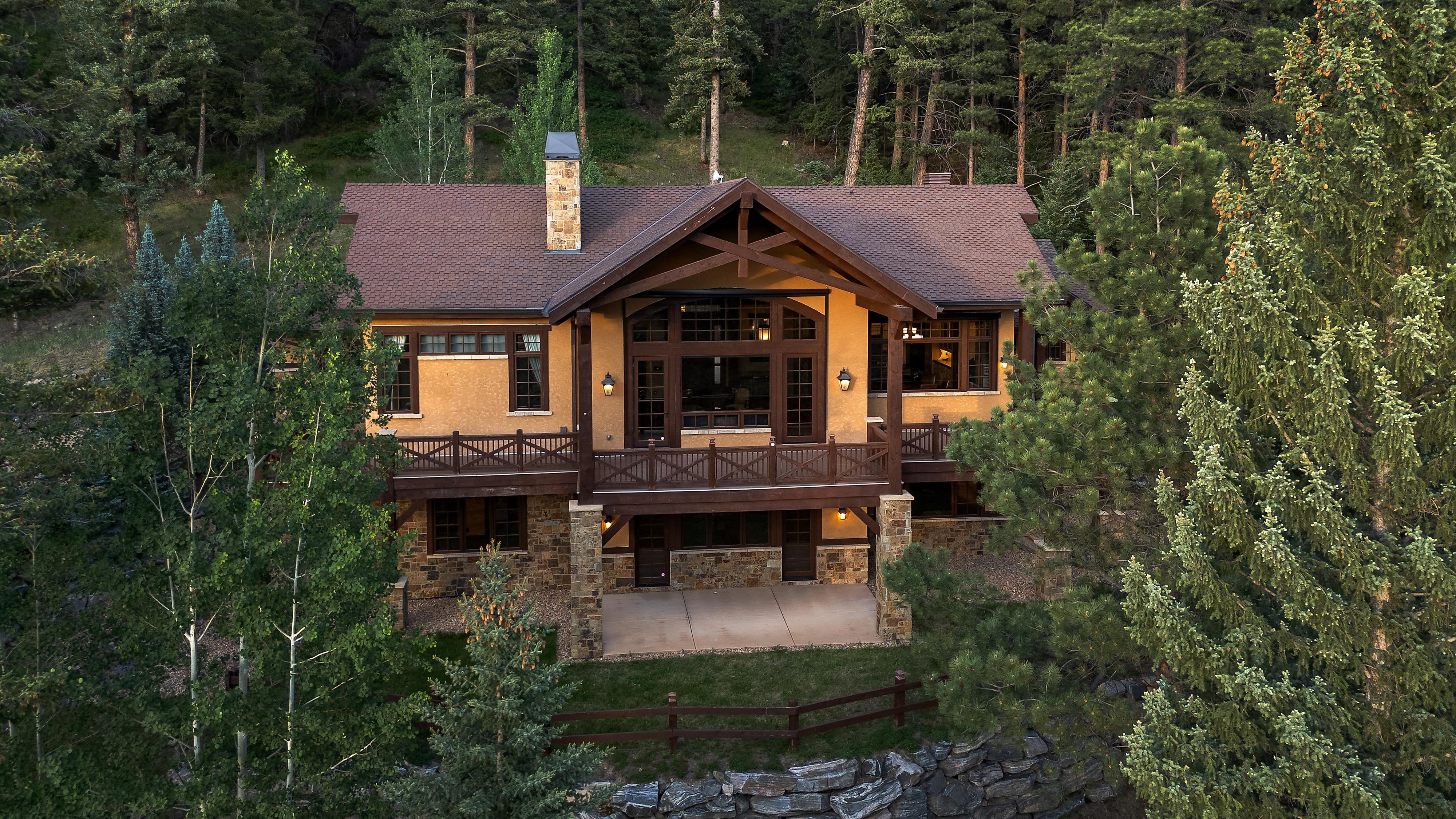  Impressive Mountain Retreat Nestled in the Exclusive Enclave of West Ranch - 物件實景
