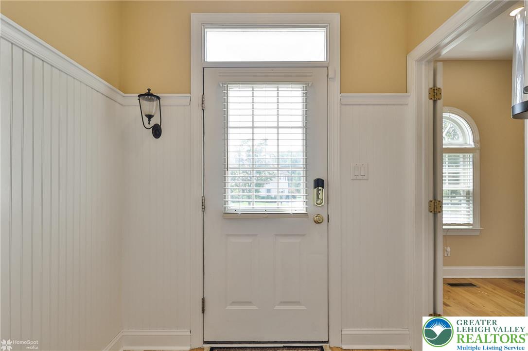Palmer Twp, Pennsylvania, 18045, United States, 4 Bedrooms Bedrooms, ,4 BathroomsBathrooms,Residential,For Sale,1898728