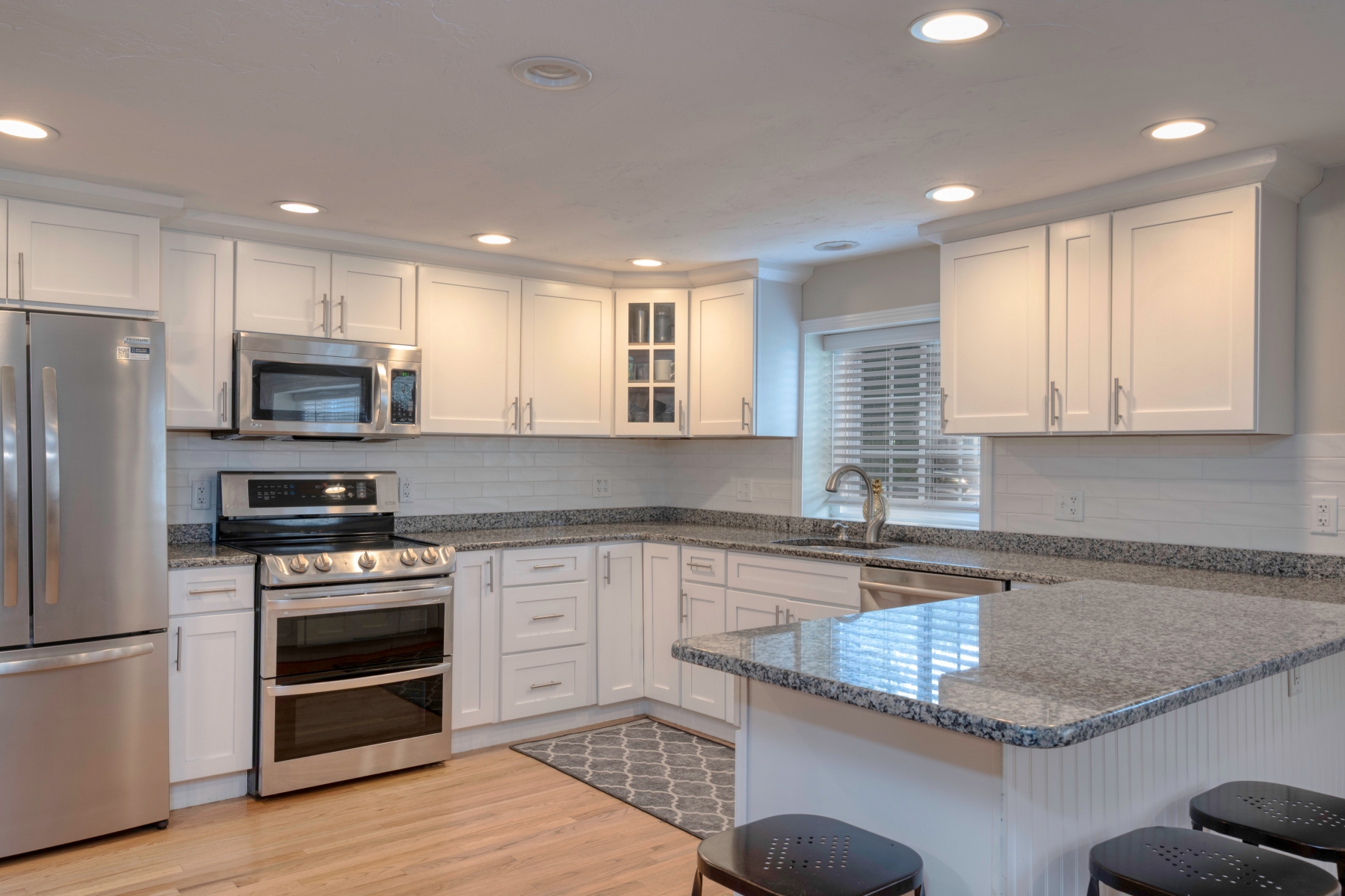 Holbrook, Massachusetts, 02343, United States, 4 Bedrooms Bedrooms, ,3 BathroomsBathrooms,Residential,For Sale,1910565