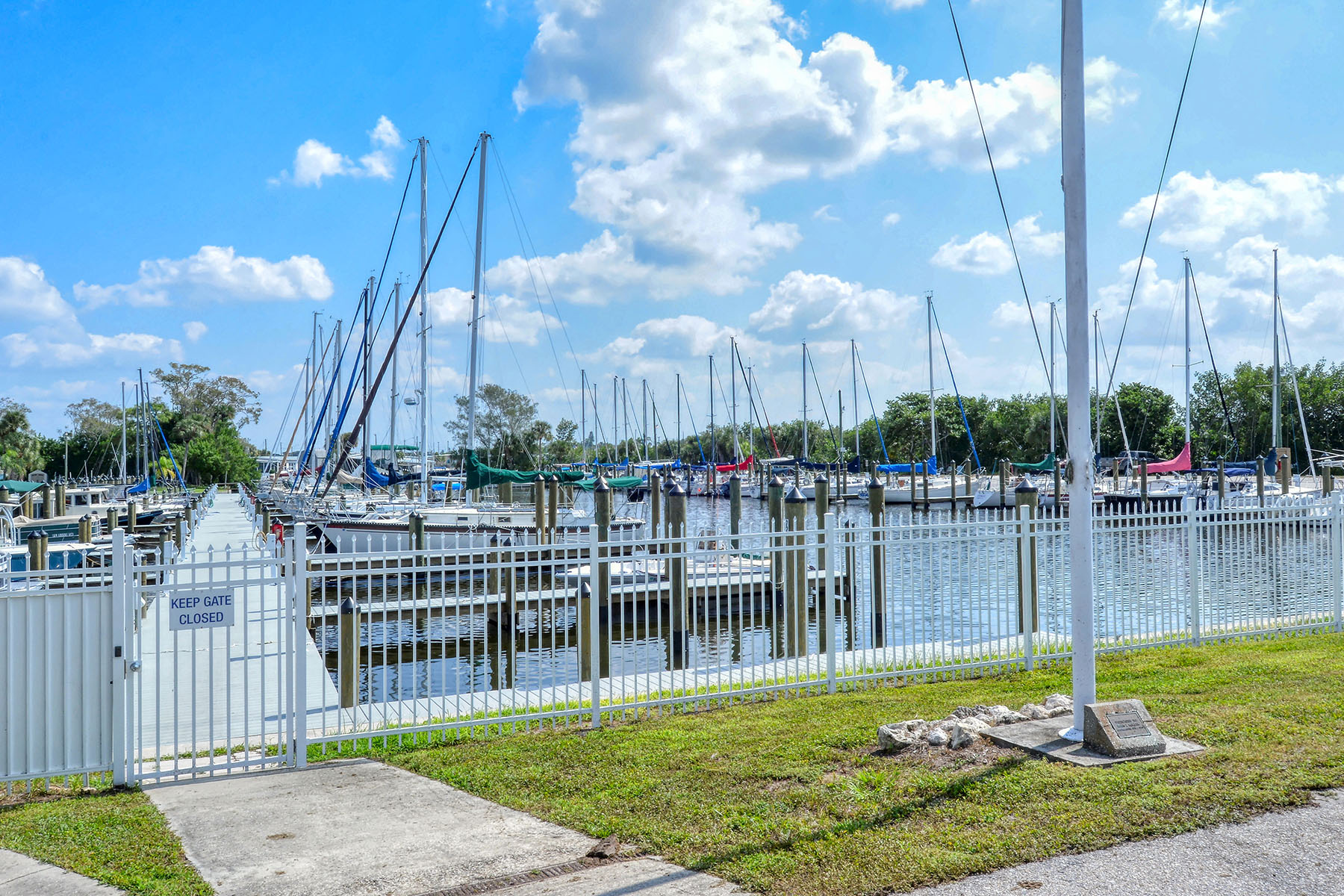  BAYSHORE GARDENS APTS 8 - 物件實景