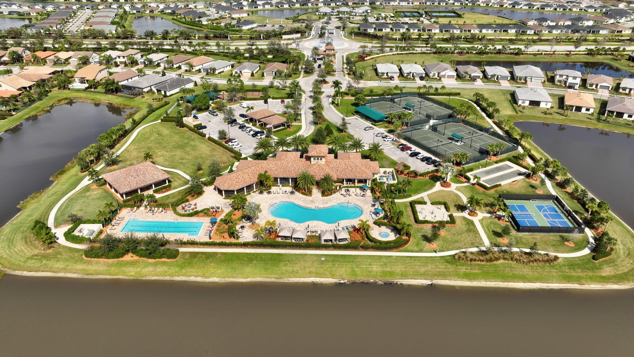 Port St Lucie, Florida, 34984, United States, 3 Bedrooms Bedrooms, ,3 BathroomsBathrooms,Residential,For Sale,1699190