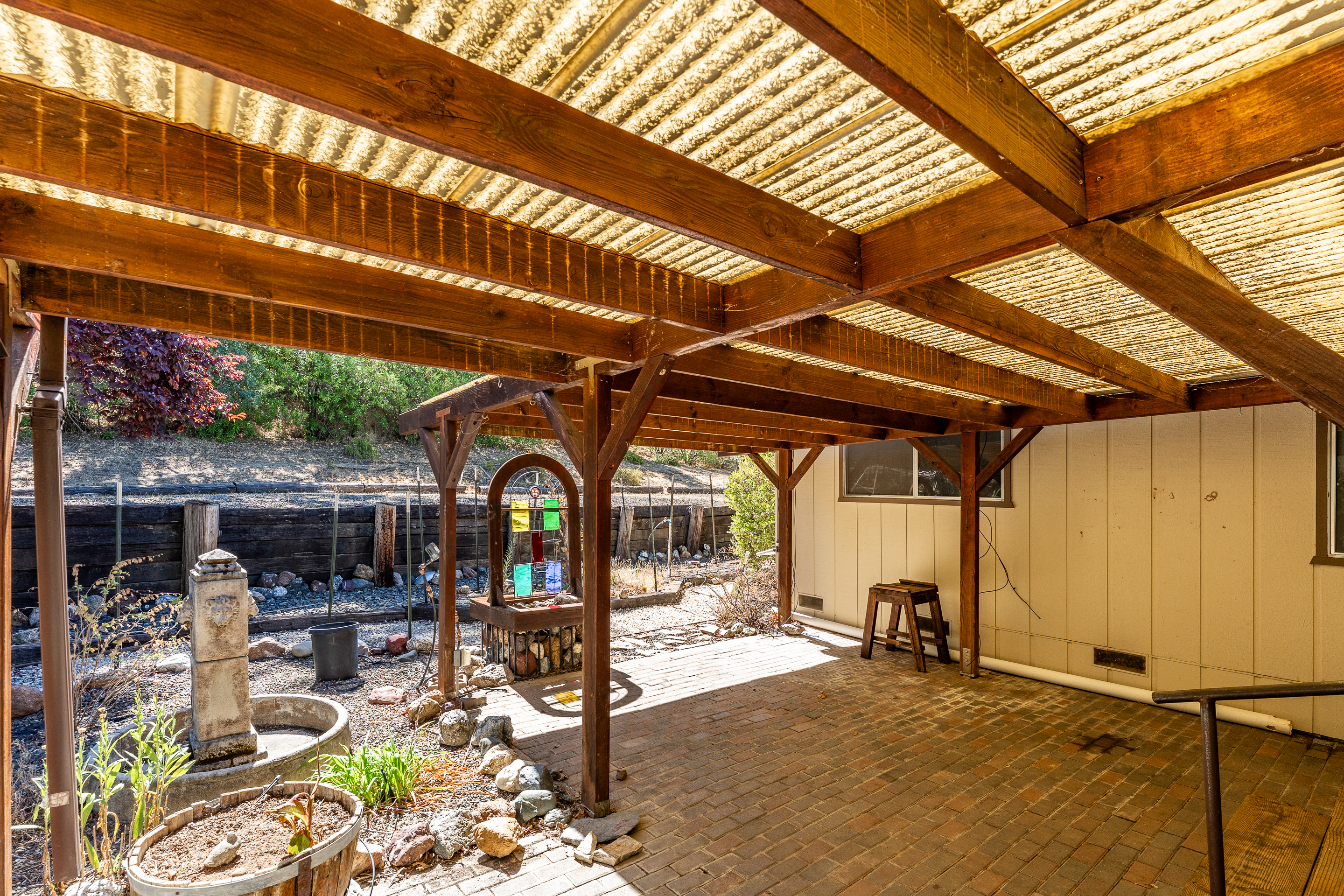 Ukiah, California, 95482, United States, 4 Bedrooms Bedrooms, ,2 BathroomsBathrooms,Residential,For Sale,1949294