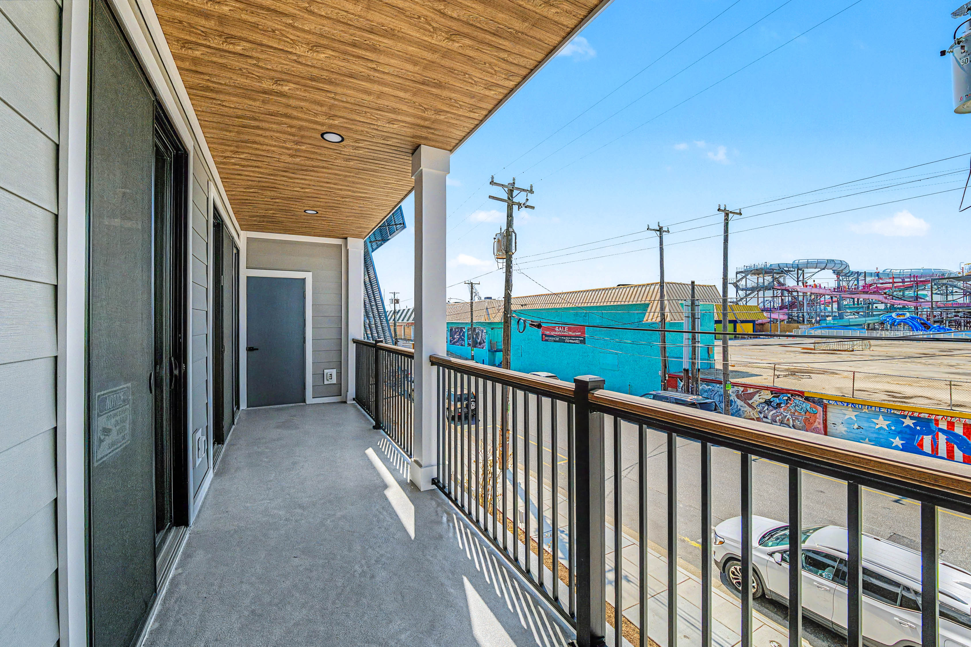  323 E Oak Avenue Unit 201 - 物件實景