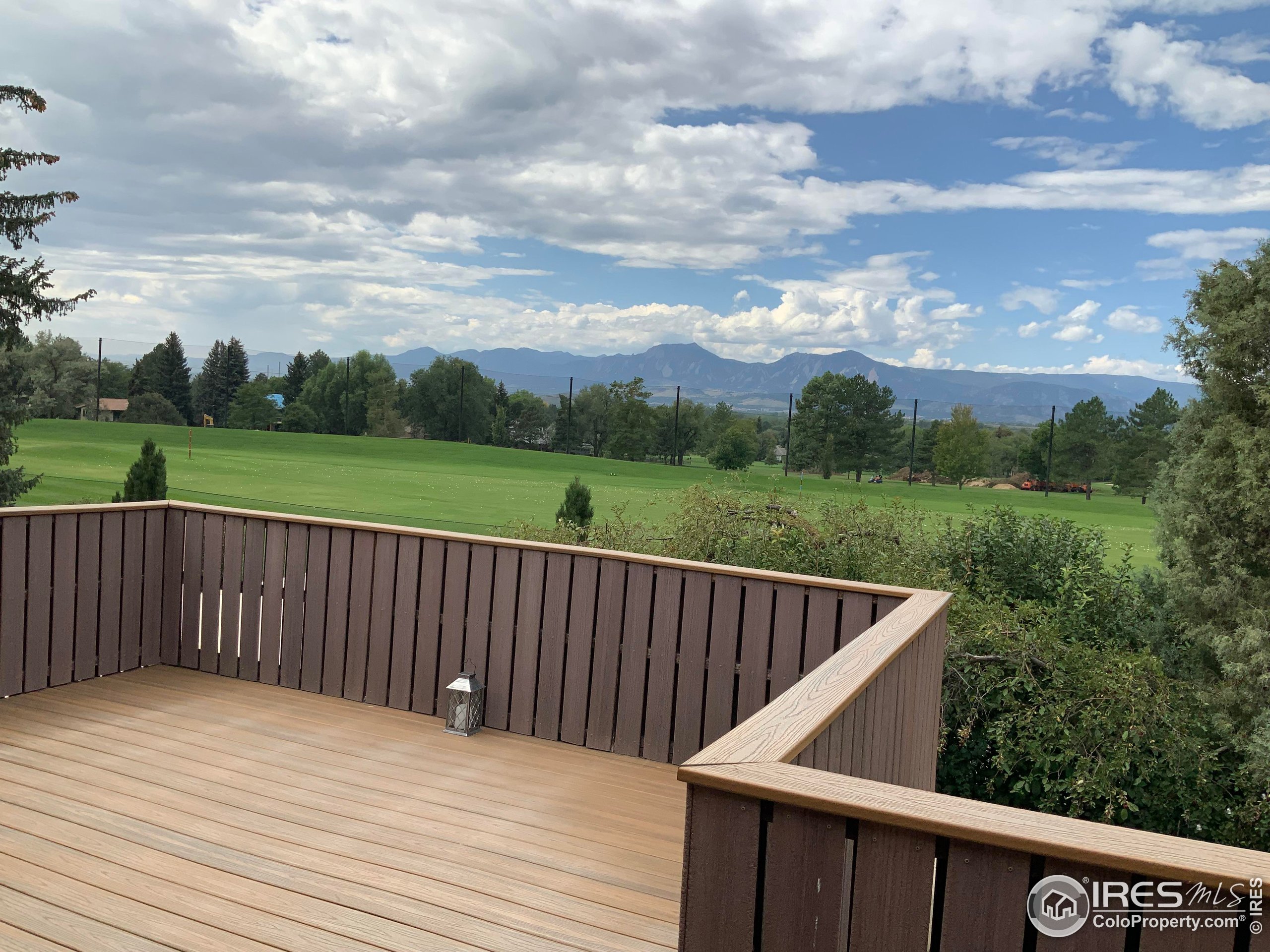 Boulder, Colorado, 80301, United States, 2 Bedrooms Bedrooms, ,2 BathroomsBathrooms,Residential,For Sale,1942273