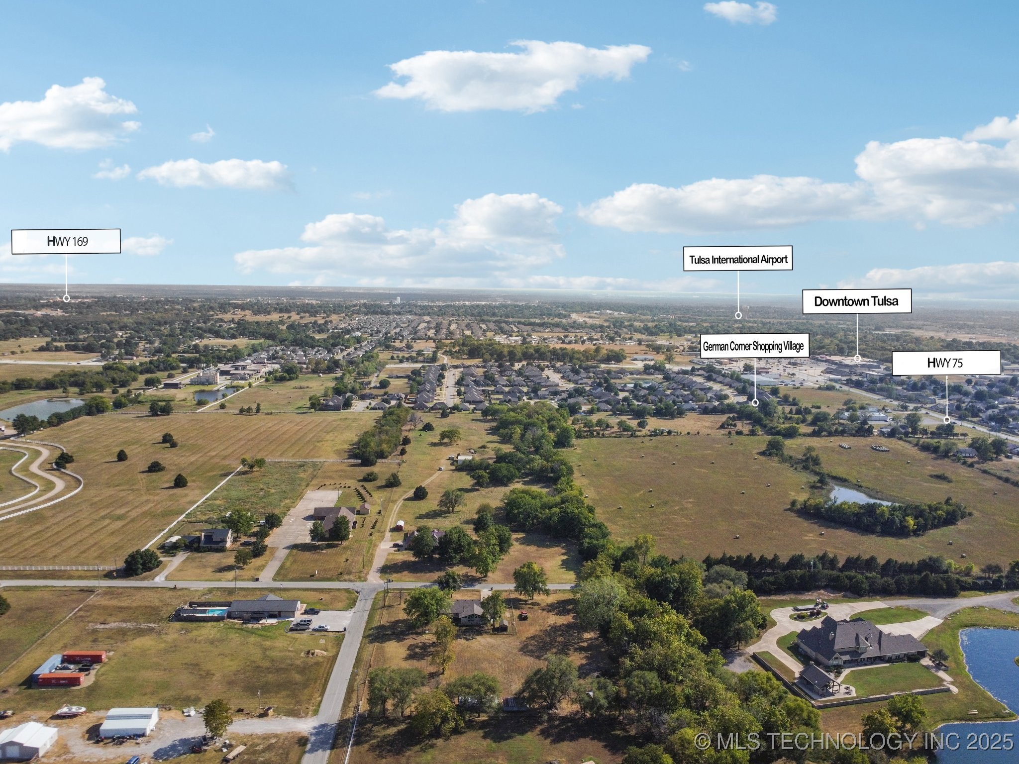 Collinsville, Oklahoma, 74021, United States, 4 Bedrooms Bedrooms, ,3 BathroomsBathrooms,Residential,For Sale,1993596