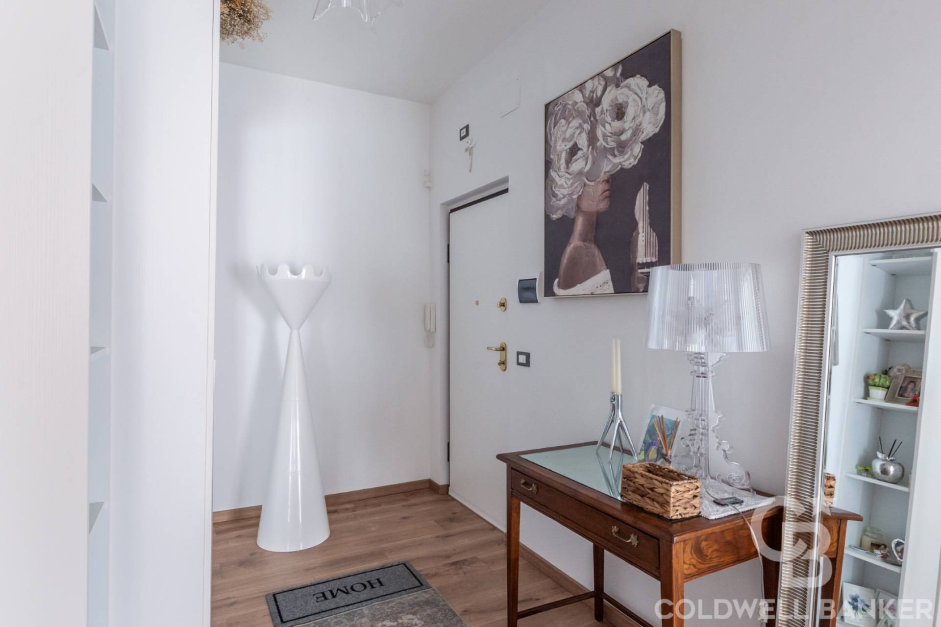 Roma, Roma, 00100, IT, 2 Bedrooms Bedrooms, ,1 BathroomBathrooms,Residential,For Sale,1940335