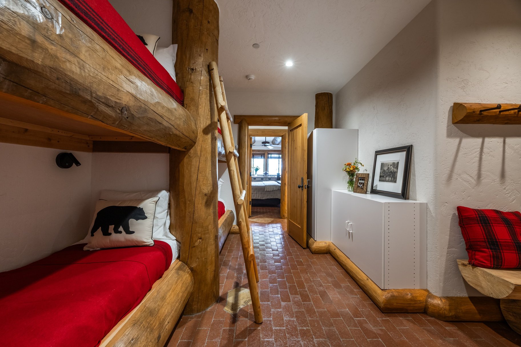  33 ACRE SOULFUL PARK CITY ESTATE WITH GRAND HOME AND GUEST HOUSE - 物件實景