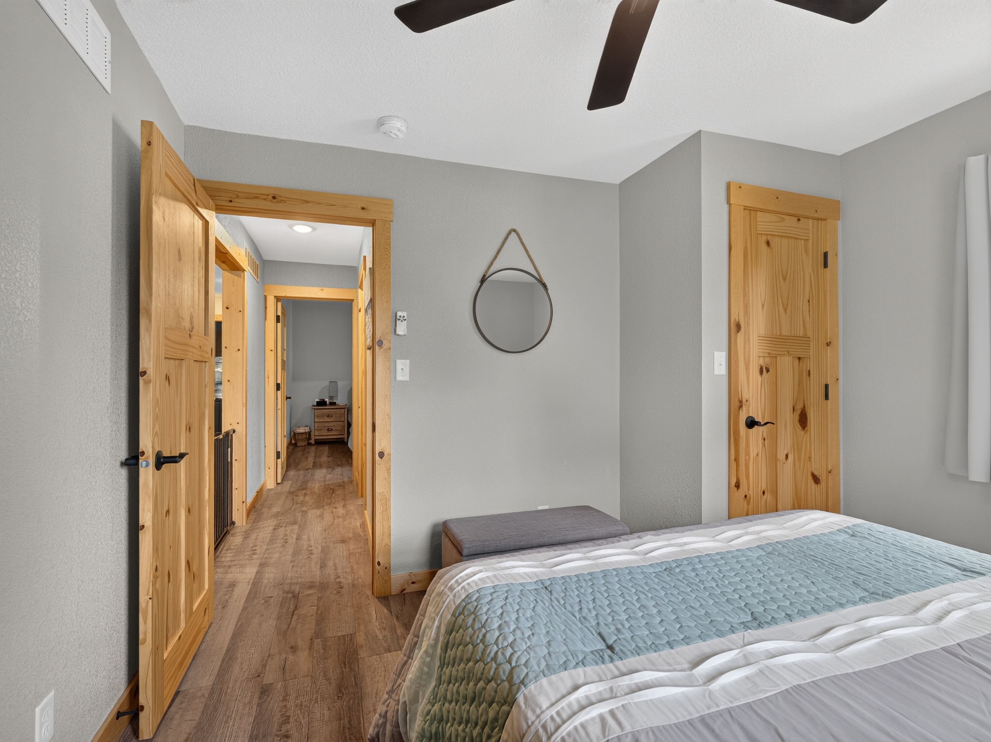  Beautifully Updated Waldron Lake Cottage - 物件實景