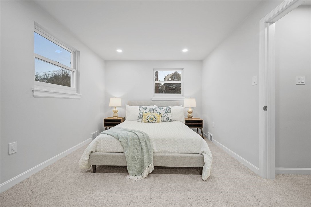 Mt Lebanon, Pennsylvania, 15243, United States, 4 Bedrooms Bedrooms, ,3 BathroomsBathrooms,Residential,For Sale,1875977