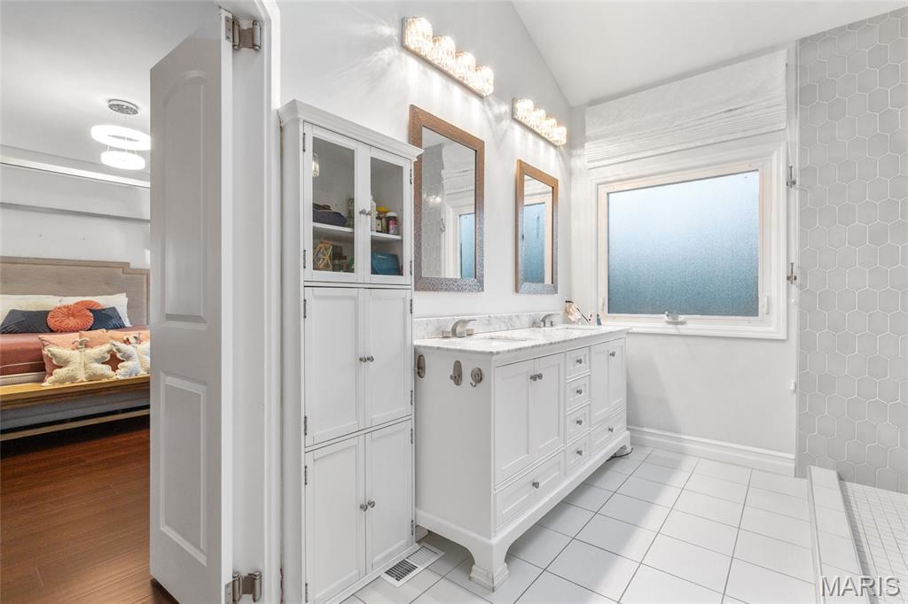 Weldon Spring, Missouri, 63304, United States, 6 Bedrooms Bedrooms, ,5 BathroomsBathrooms,Residential,For Sale,1926169