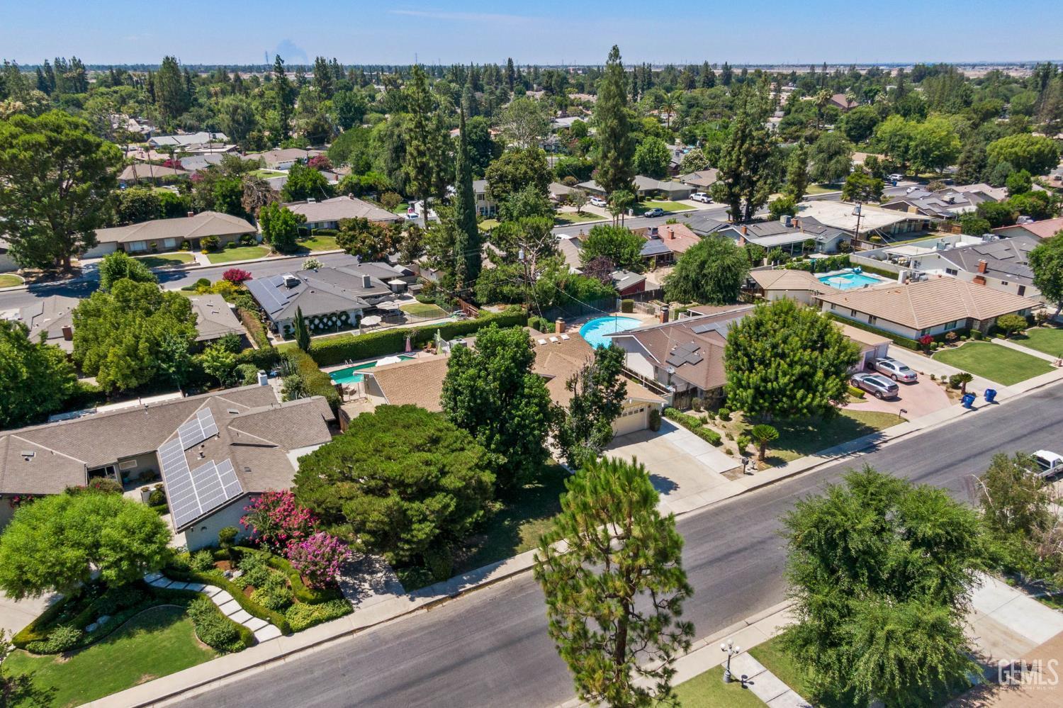 Bakersfield, California, 93309, United States, 3 Bedrooms Bedrooms, ,3 BathroomsBathrooms,Residential,For Sale,1882535