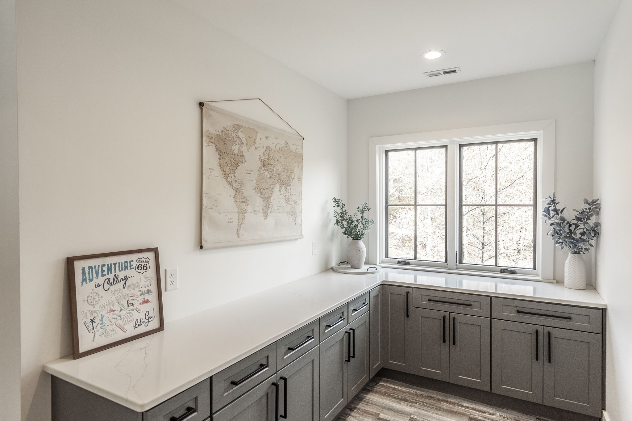 Goodlettsville, Tennessee, 37072, United States, 4 Bedrooms Bedrooms, ,6 BathroomsBathrooms,Residential,For Sale,1996833