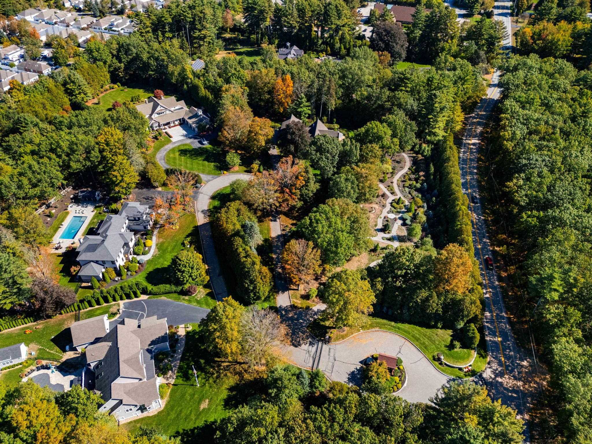 Bedford, New Hampshire, 03110, United States, 4 Bedrooms Bedrooms, ,5 BathroomsBathrooms,Residential,For Sale,1991015