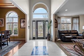 39 Blue Jay Drive, North Attleboro, Massachusetts, 02760, United States, 6 Bedrooms Bedrooms, ,4 BathroomsBathrooms,Residential,For Sale,39 Blue Jay Drive,1009941
