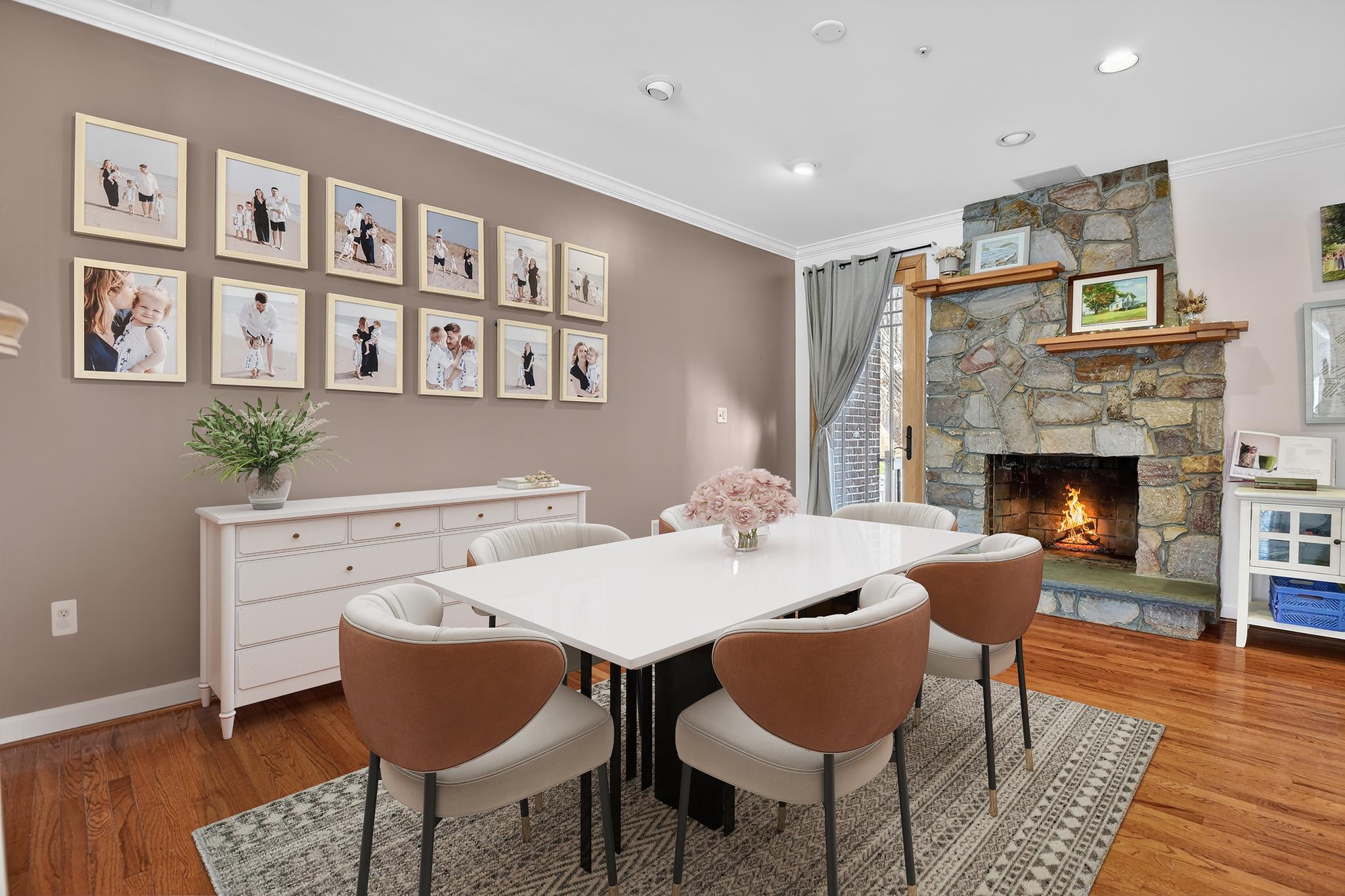  105 Crofton Hill Lane, Rockville, MD, 20850 - 物件實景
