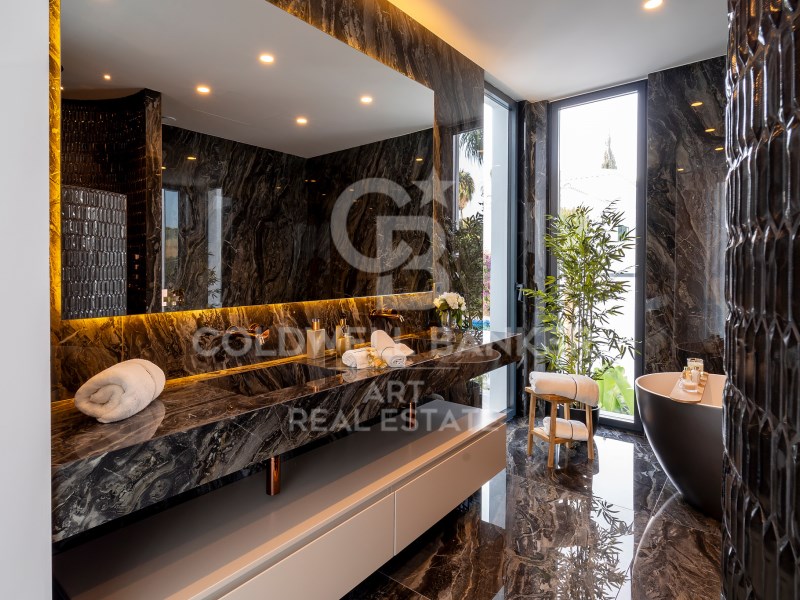 Benahavís, Andalusia, ES, 6 Bedrooms Bedrooms, ,9 BathroomsBathrooms,Residential,For Sale,1957050