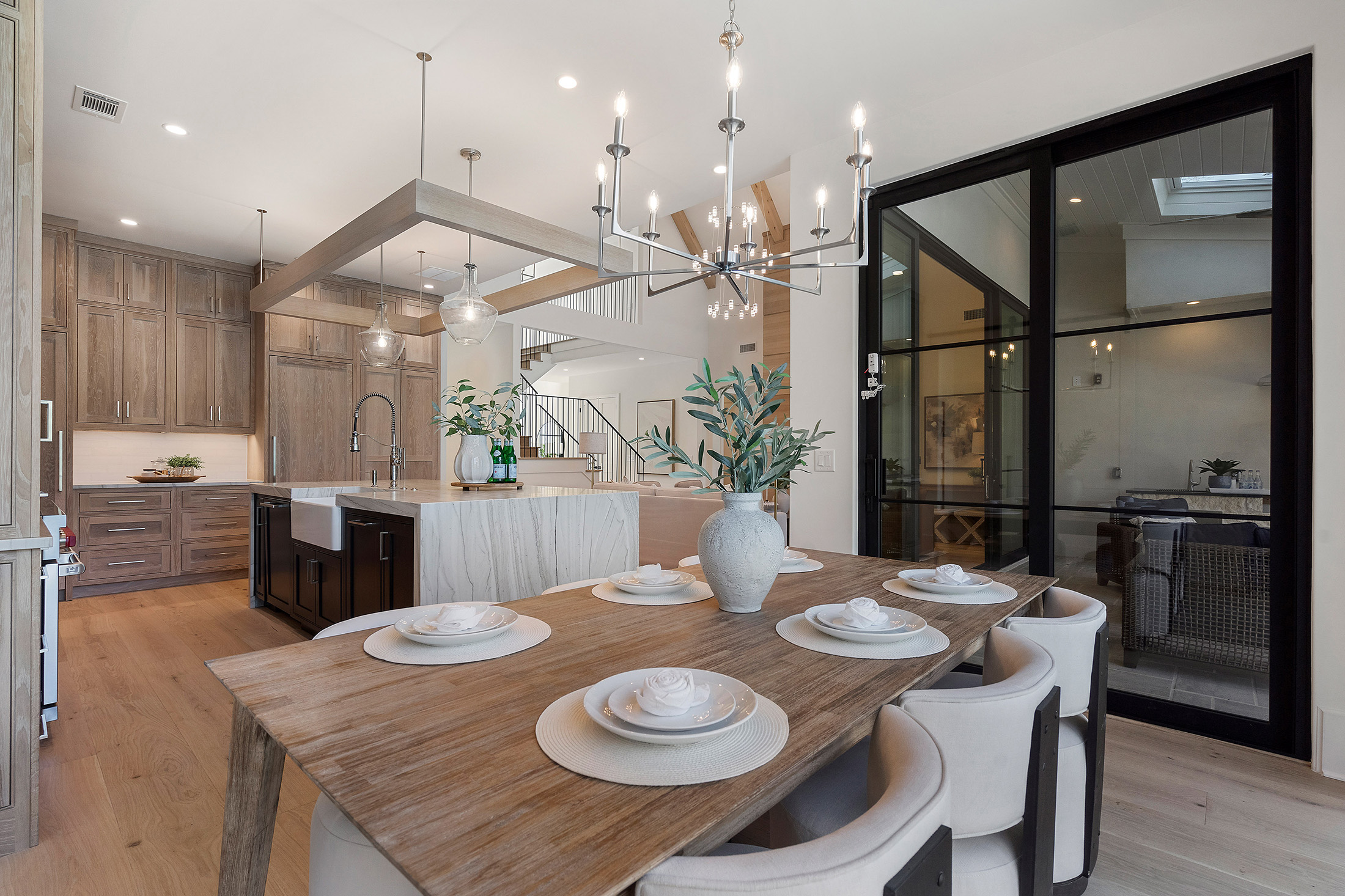  Rare Basement Home Located in Sought-After Communities in Downtown Alpharetta - 物件實景