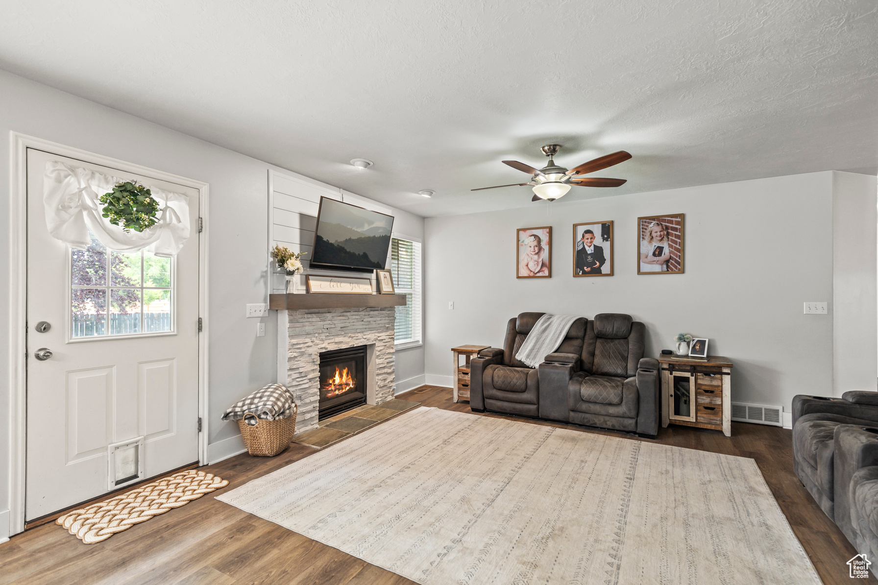 Richfield, Utah, 84701, United States, 6 Bedrooms Bedrooms, ,4 BathroomsBathrooms,Residential,For Sale,1885344