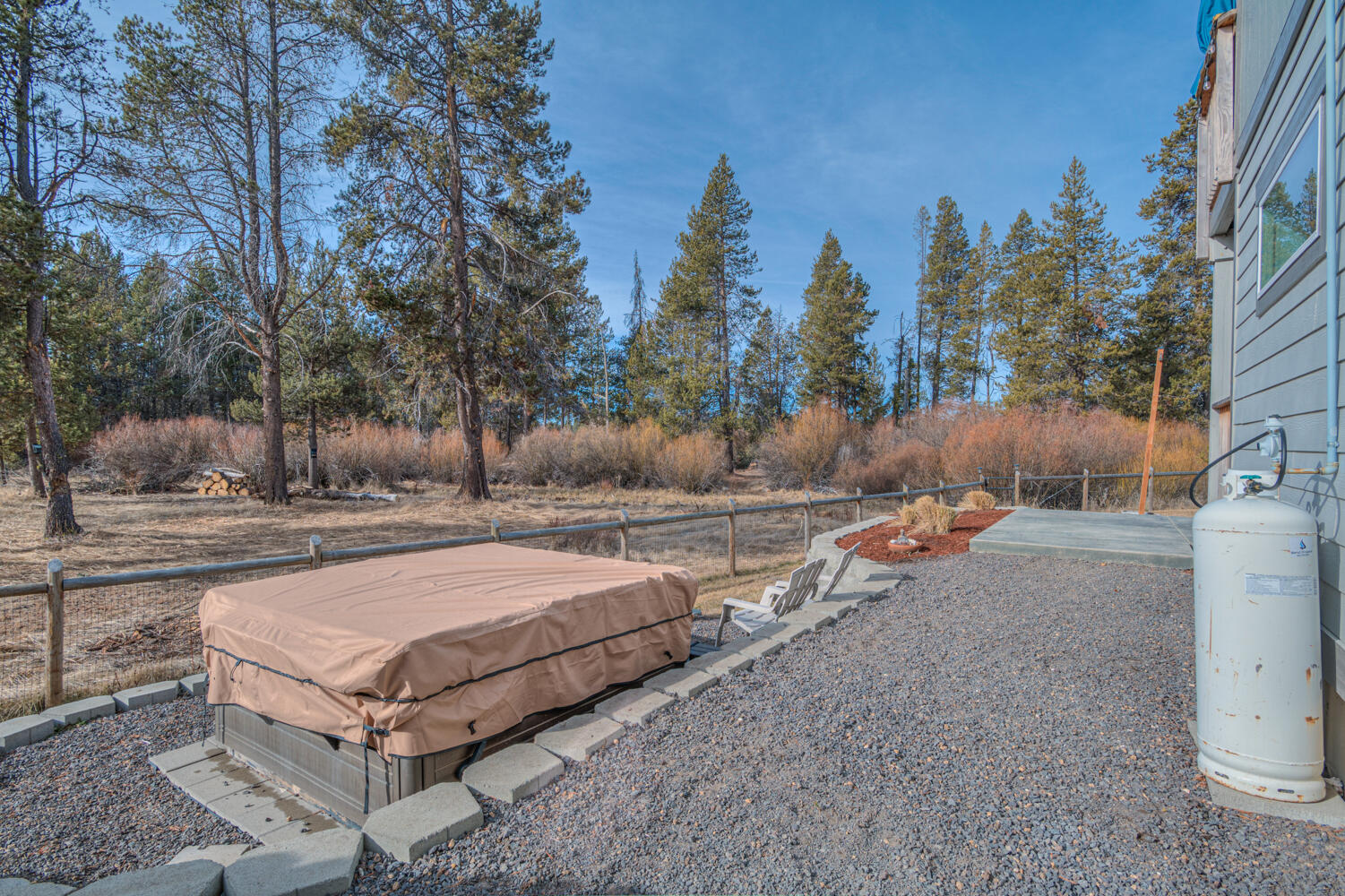 La Pine, Oregon, 97739, United States, 3 Bedrooms Bedrooms, ,3 BathroomsBathrooms,Residential,For Sale,2016601