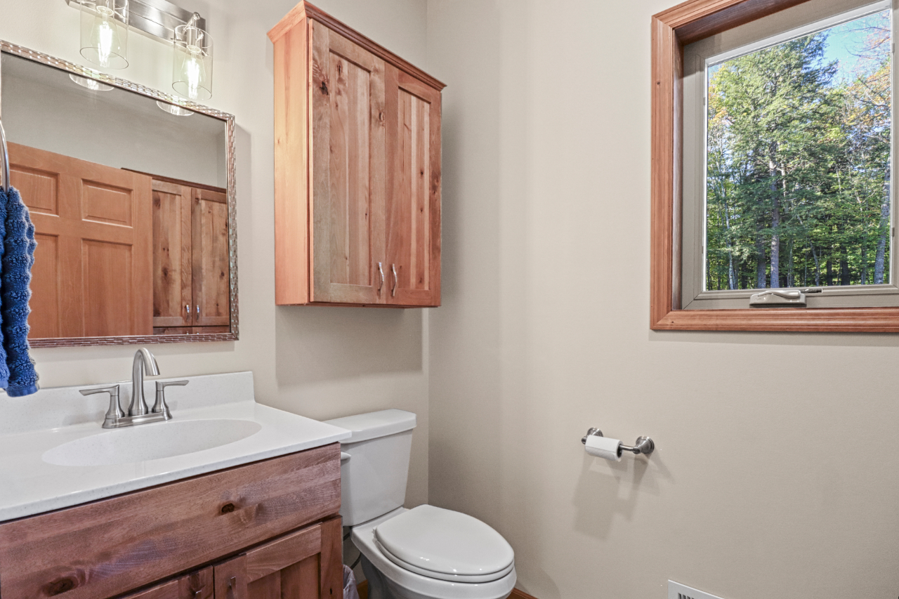 Marenisco, Wisconsin, 49947, United States, 4 Bedrooms Bedrooms, ,4 BathroomsBathrooms,Residential,For Sale,1984446